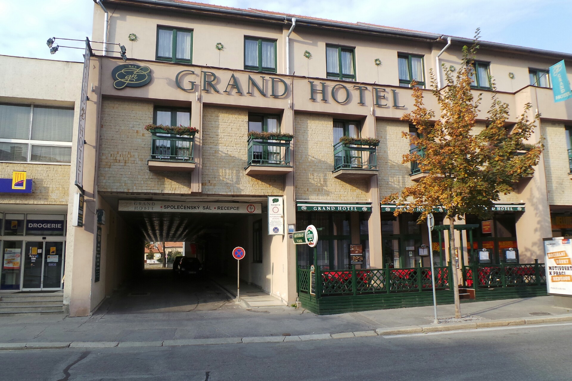 Grand Hotel