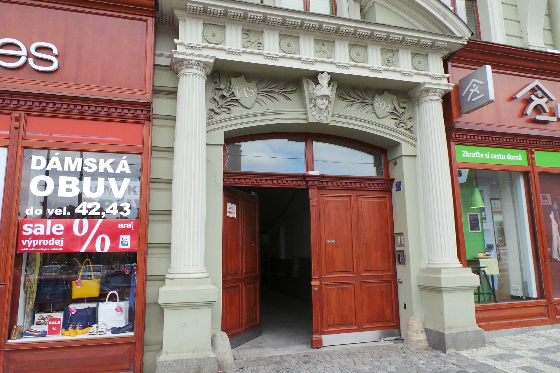 Vladimír Ullmann - realitní kancelář