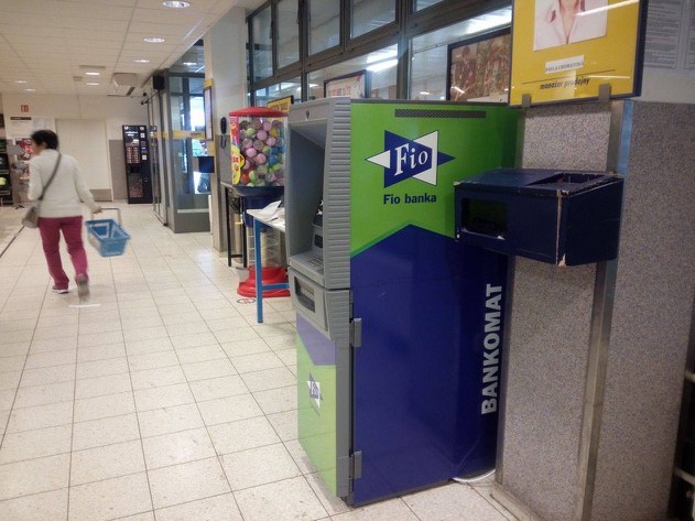 Bankomat Fio banky foto 2