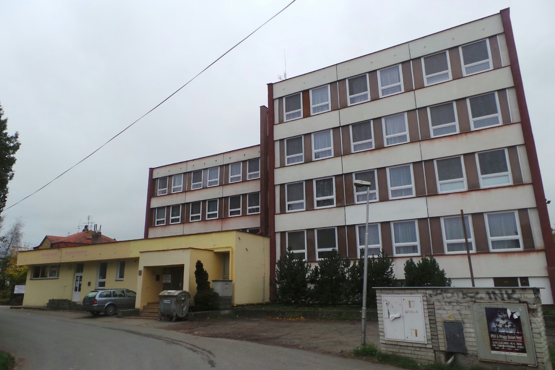 Střední škola řemeslná a Základní škola - domov mládeže