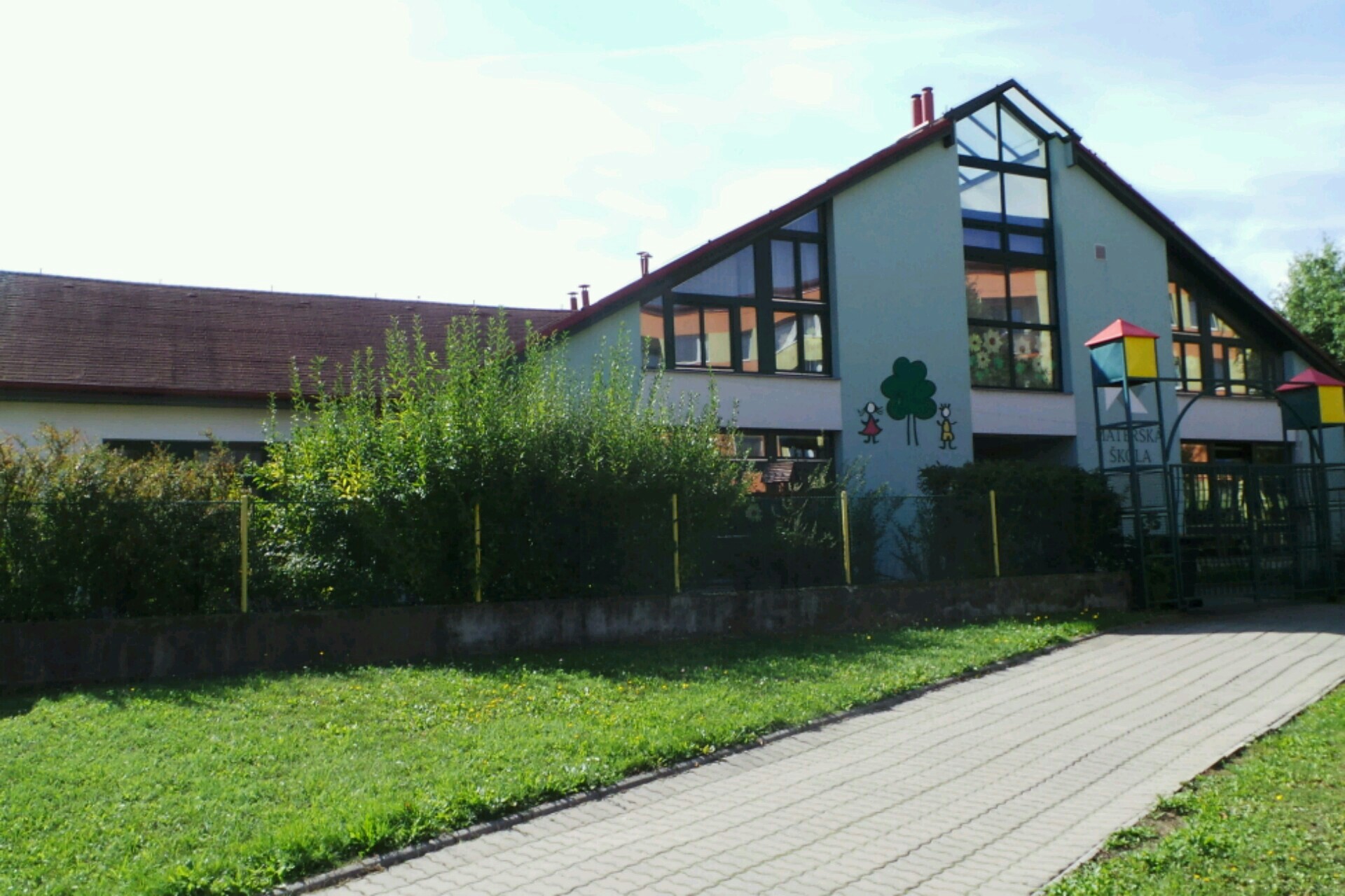 Mateřská škola Uherské Hradiště, Lomená