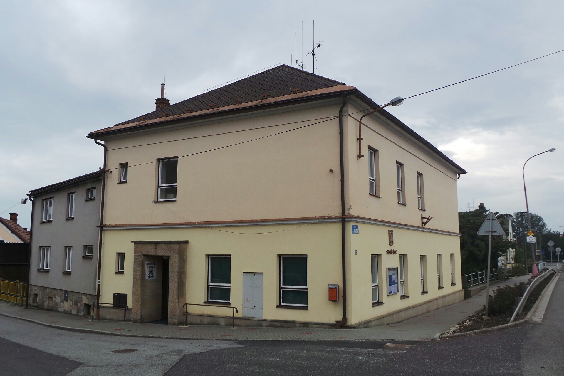 Ostroměř - obecní úřad