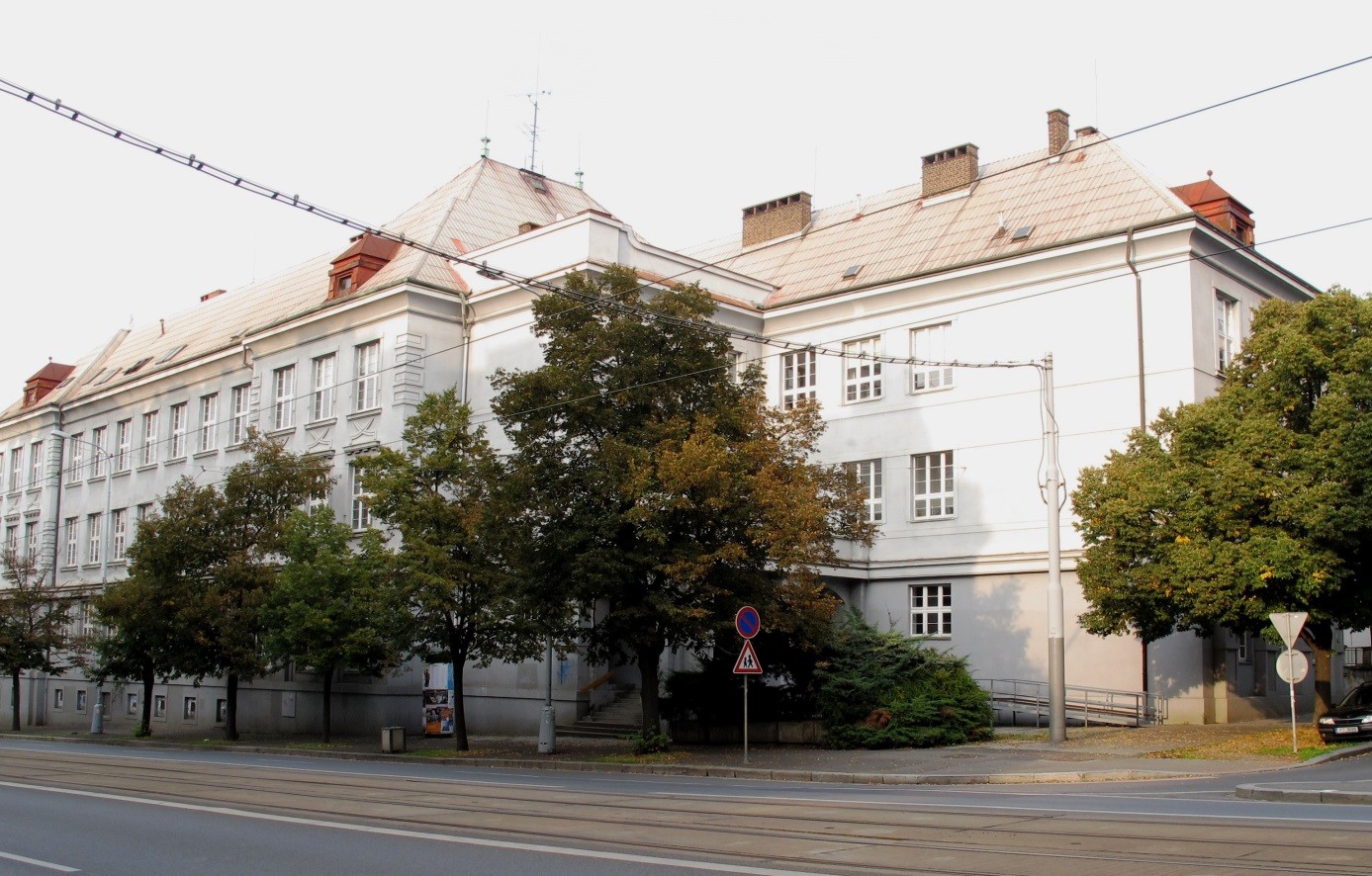 Pedagogická a zdravotnická knihovna, Univerzitní knihovna ZČU v Plzni