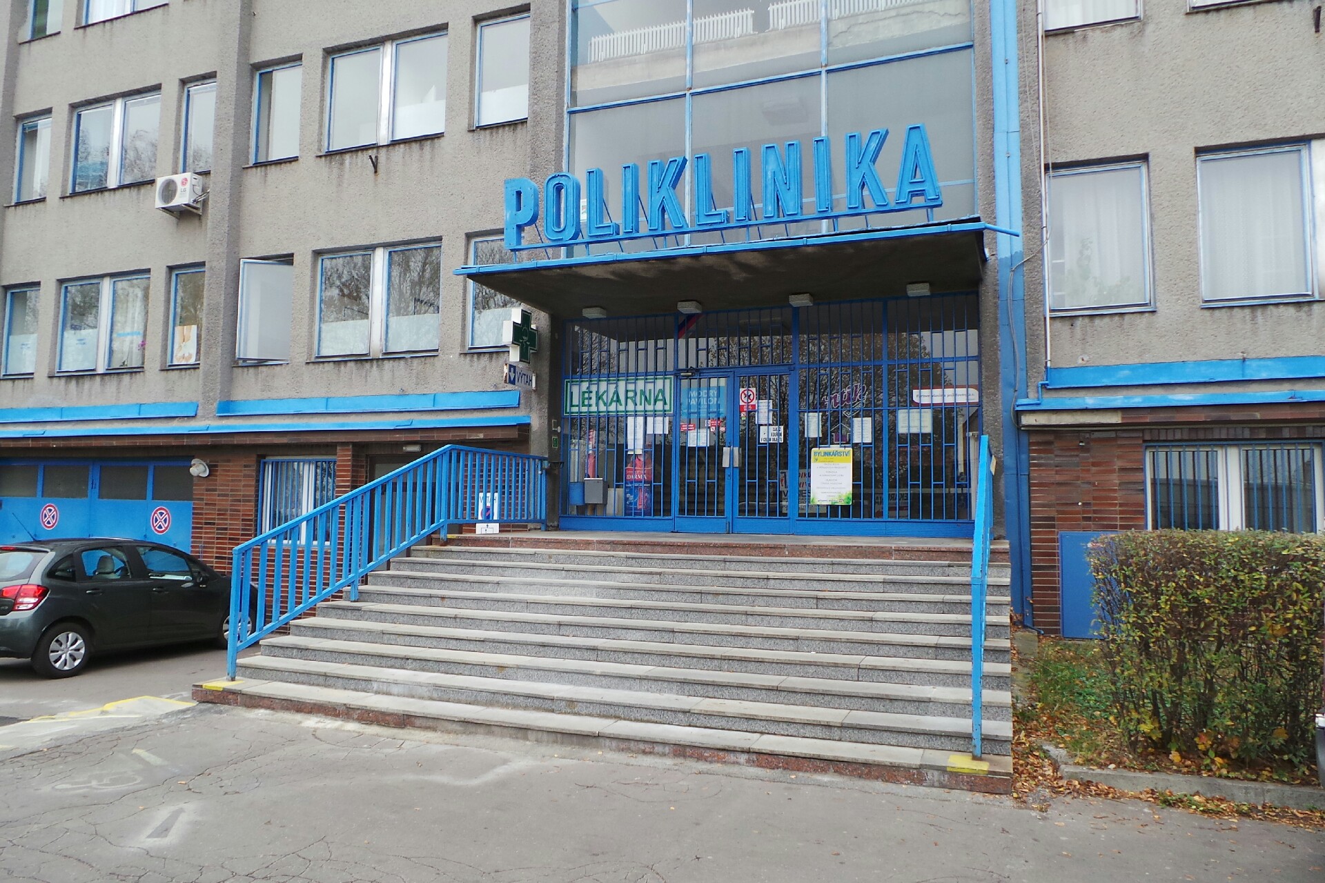 LÉKÁRNA MODRÝ PAVILON