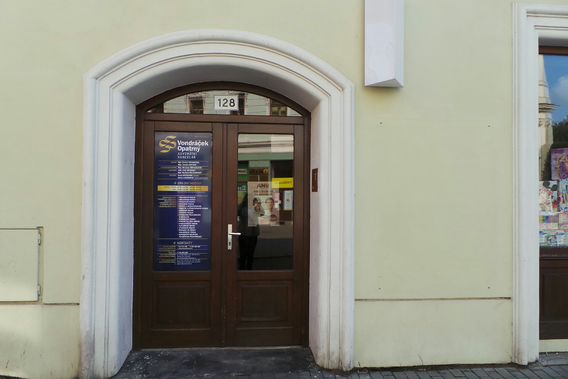 Mgr. TOMÁŠ OPATRNÝ, advokát