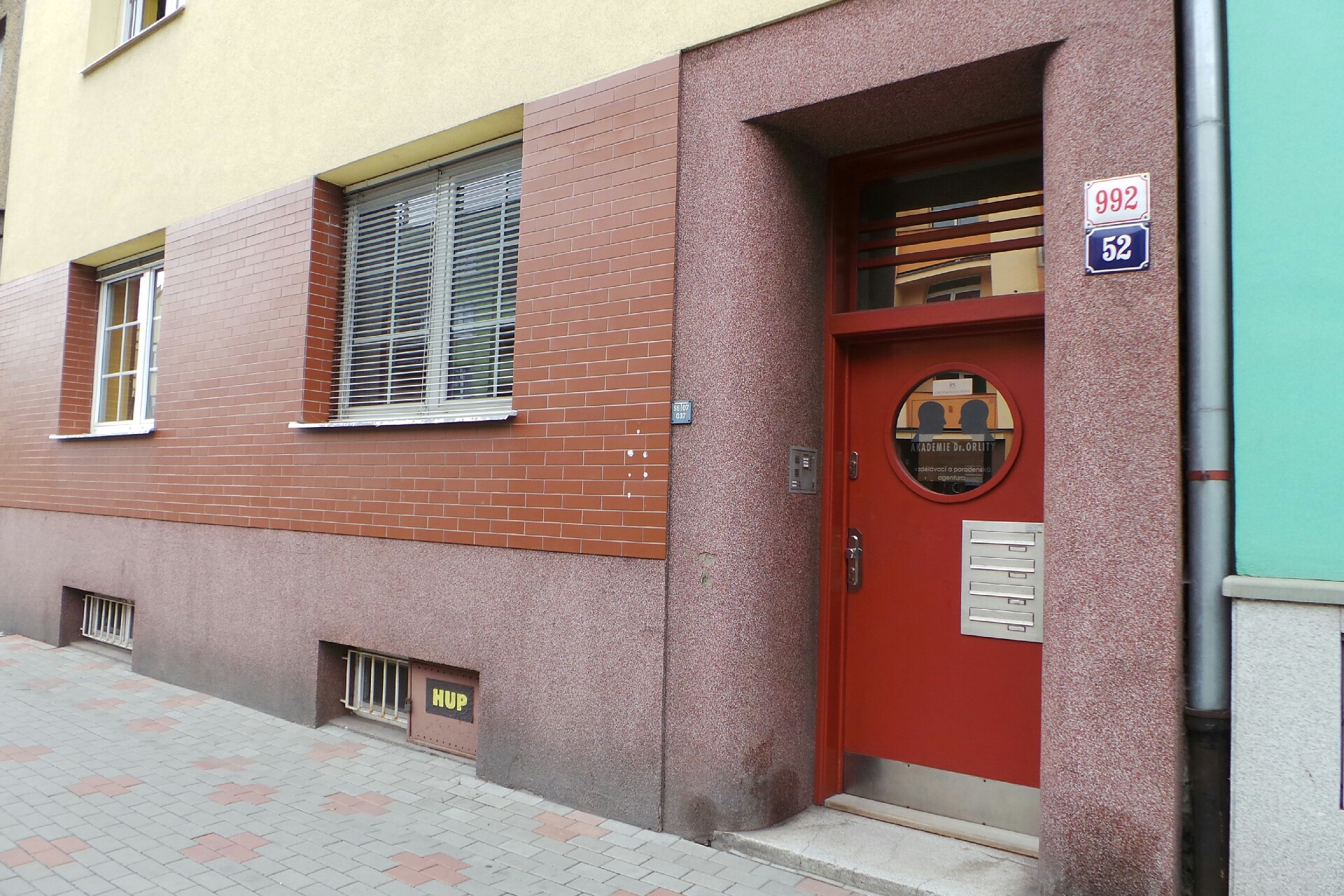 AKADEMIE ORLITA, s.r.o.