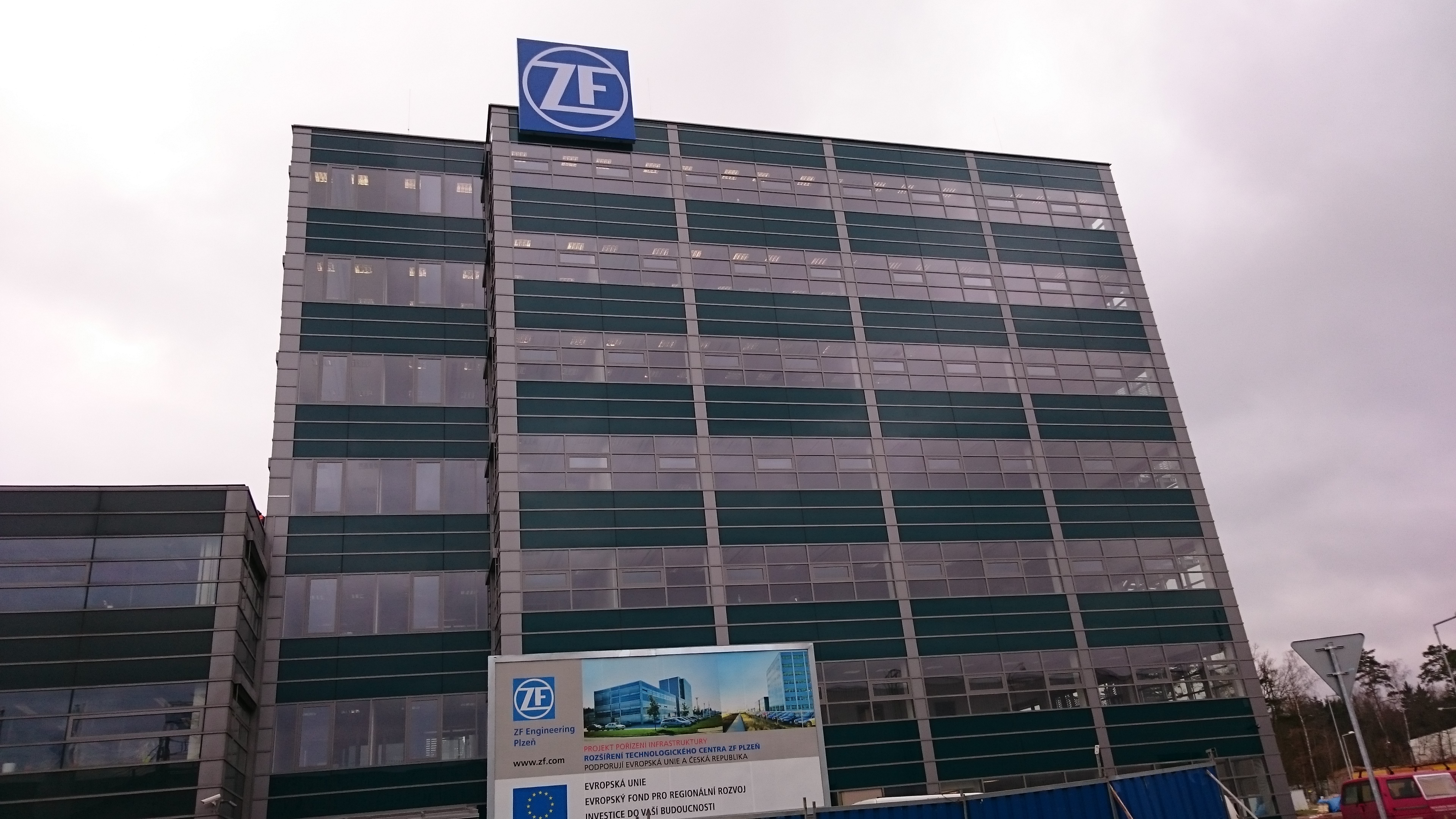 ZF Engineering Plzeň s.r.o. foto 4