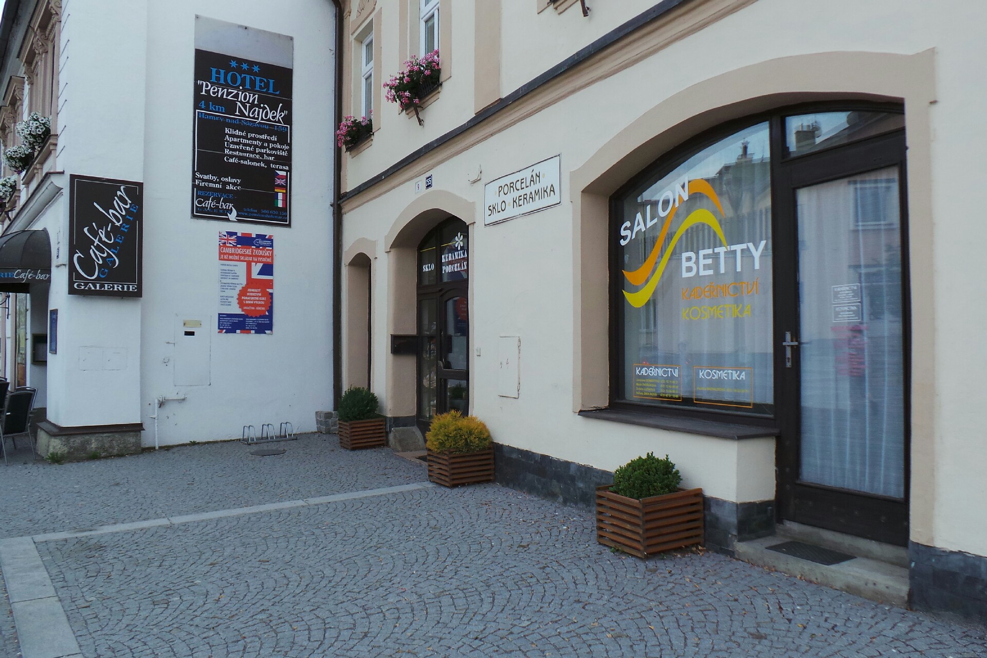 Salon Betty - Marie Dvořáková