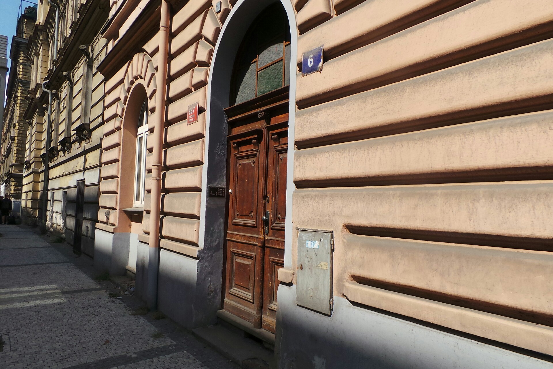 ROLEKS PRAHA, s.r.o.