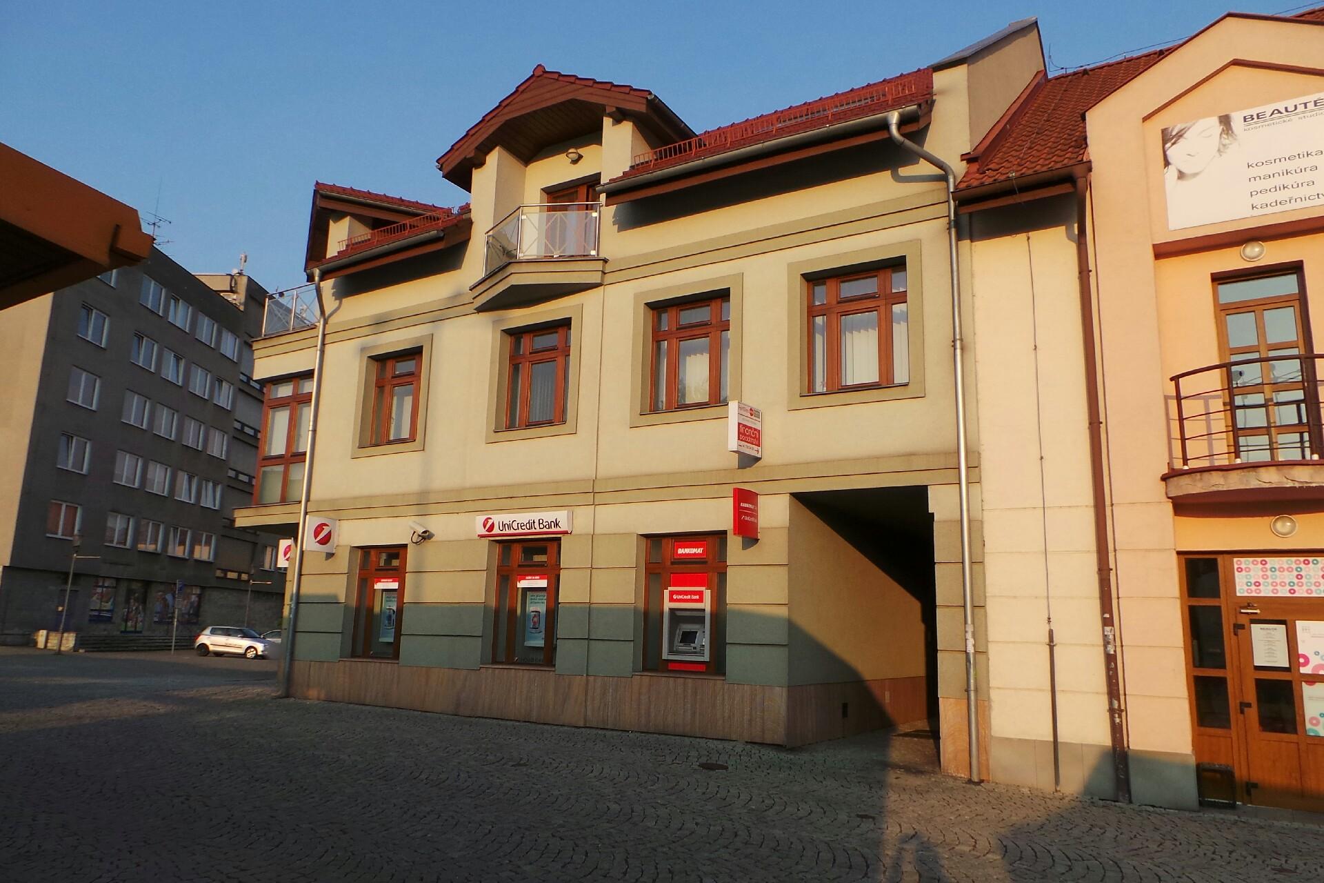 Bankomat UniCredit Bank Czech Republic foto 2
