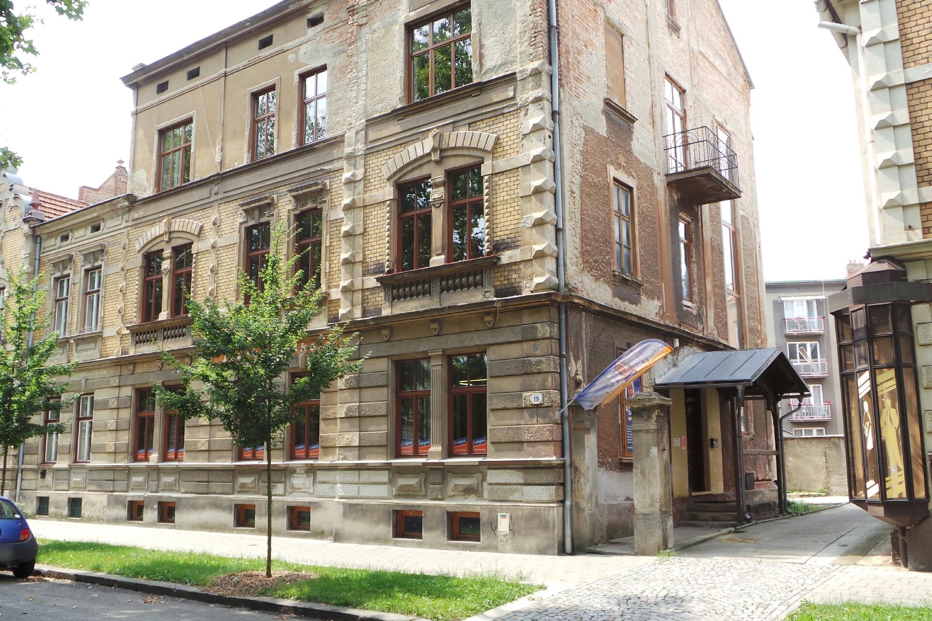 CENTRUM-VZDĚLÁVÁNÍ.CZ - Počítačová služba s.r.o.