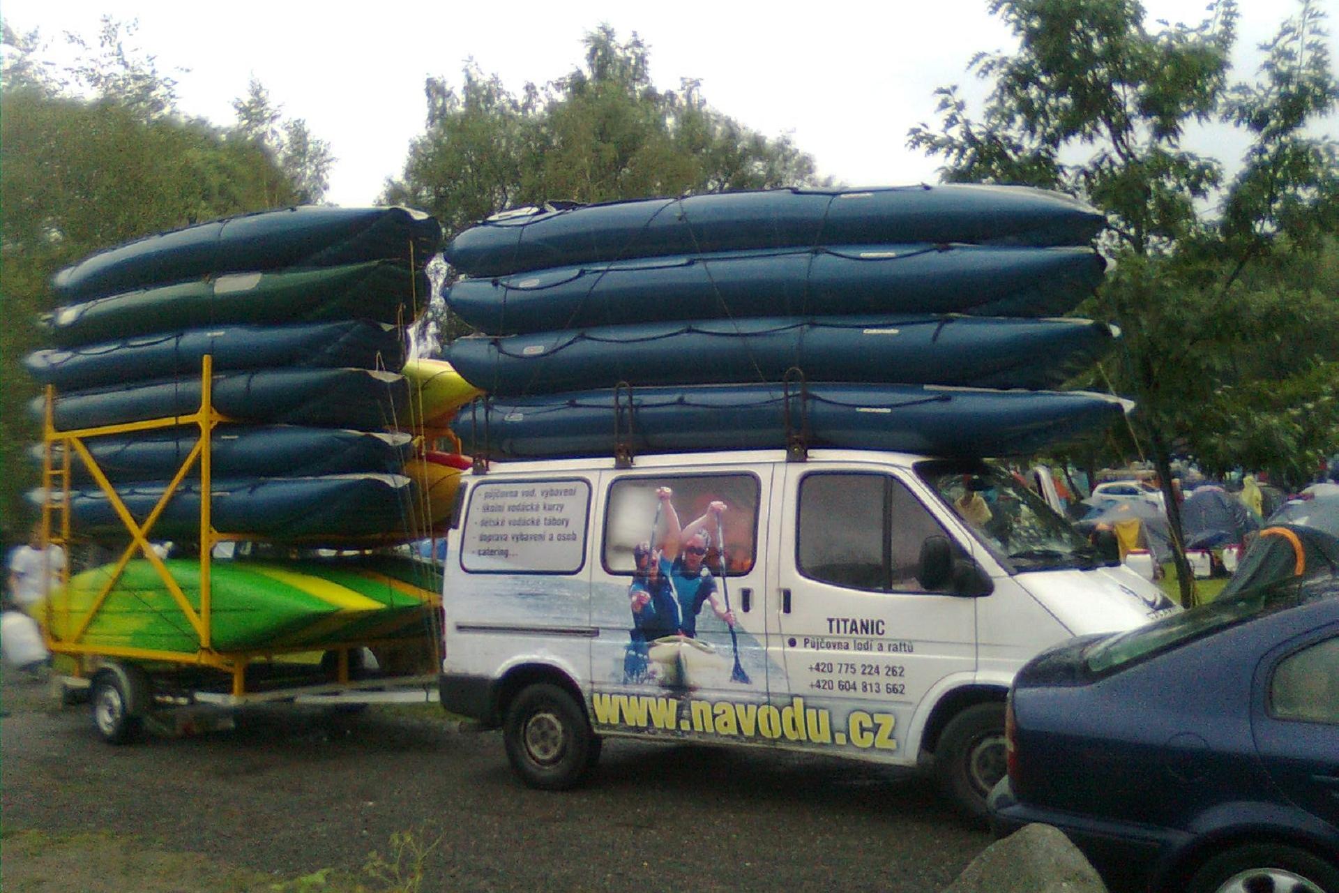 Půjčovna lodí a raftů Titanic