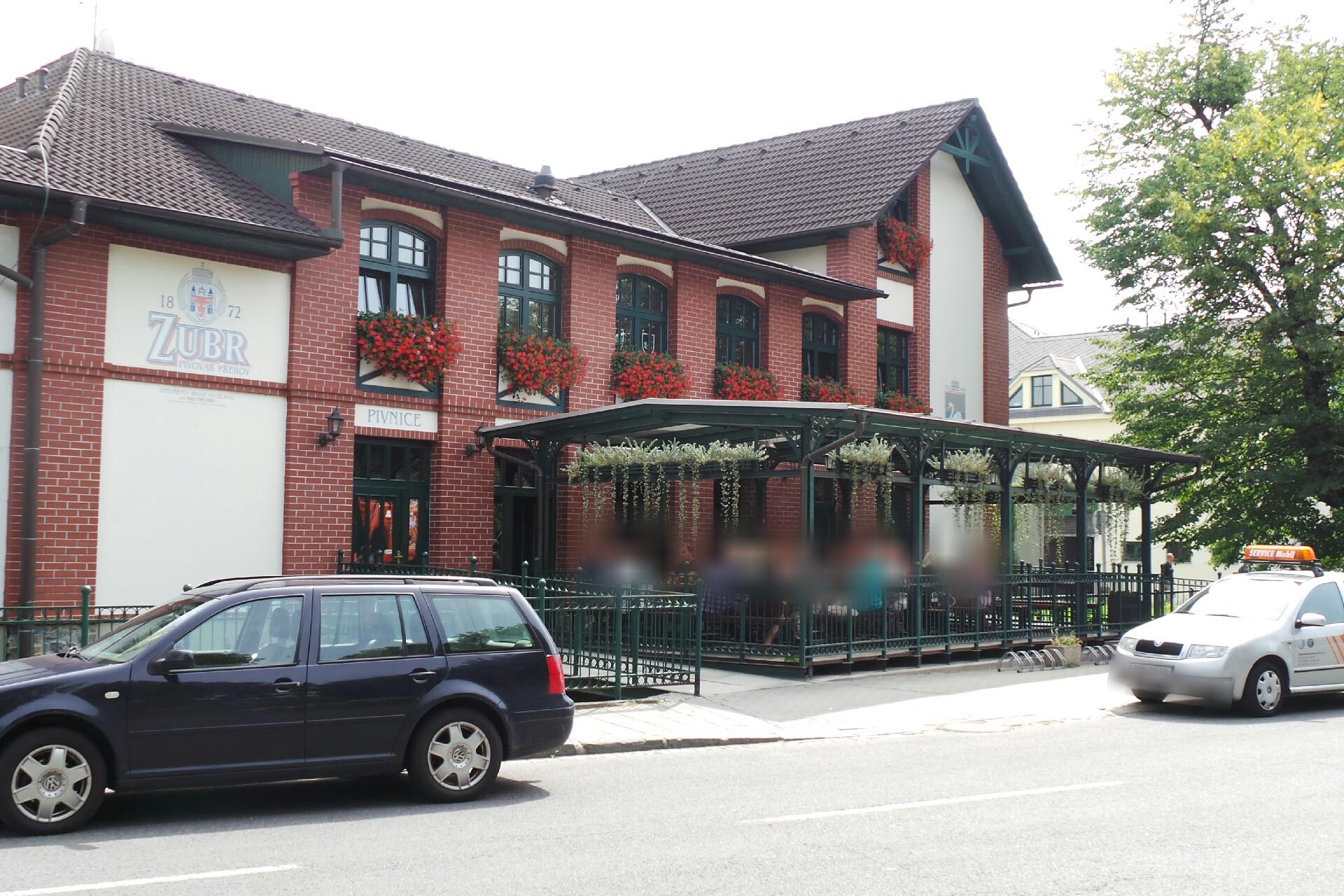 Restaurace U Labutě