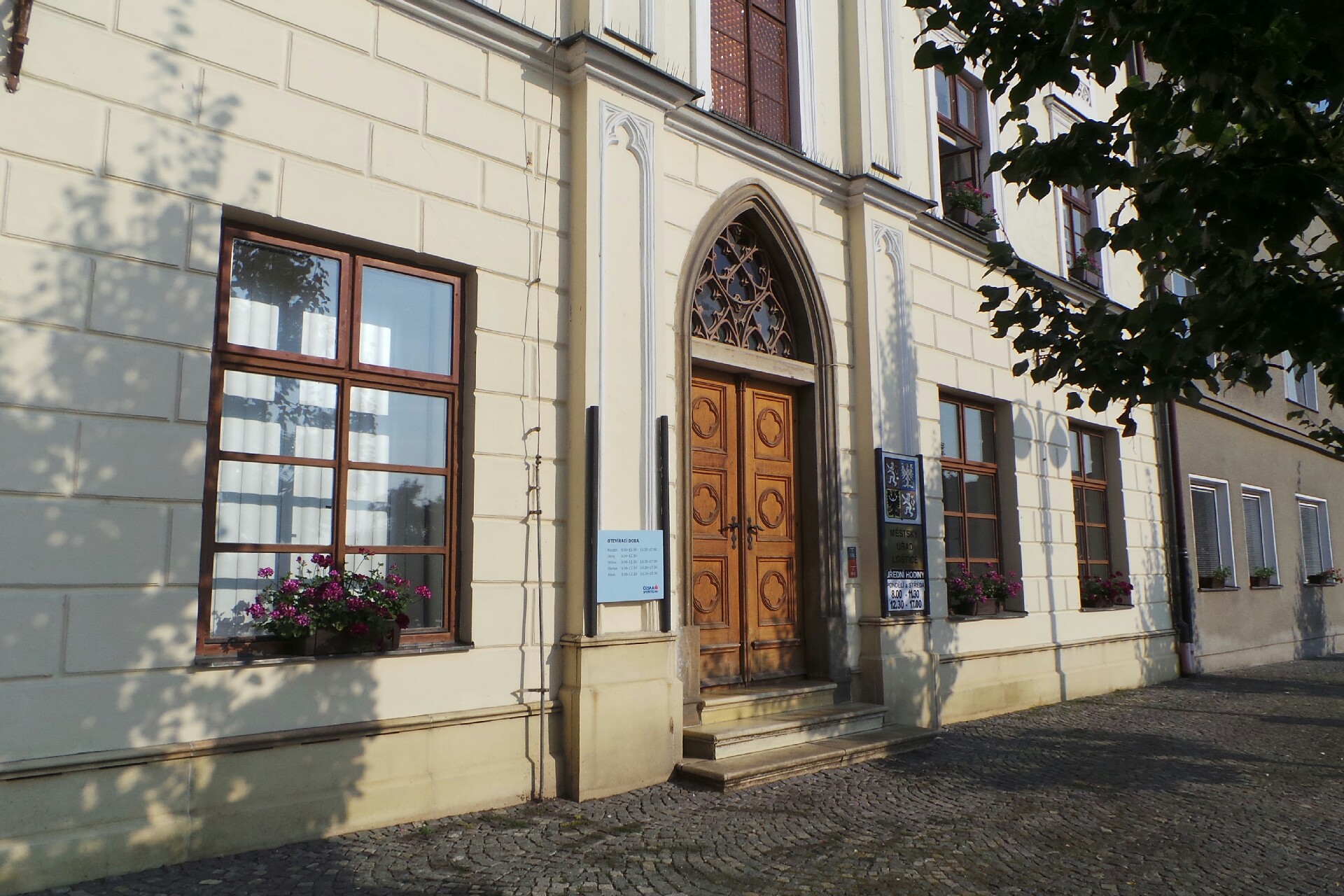Loštice - městský úřad foto 2