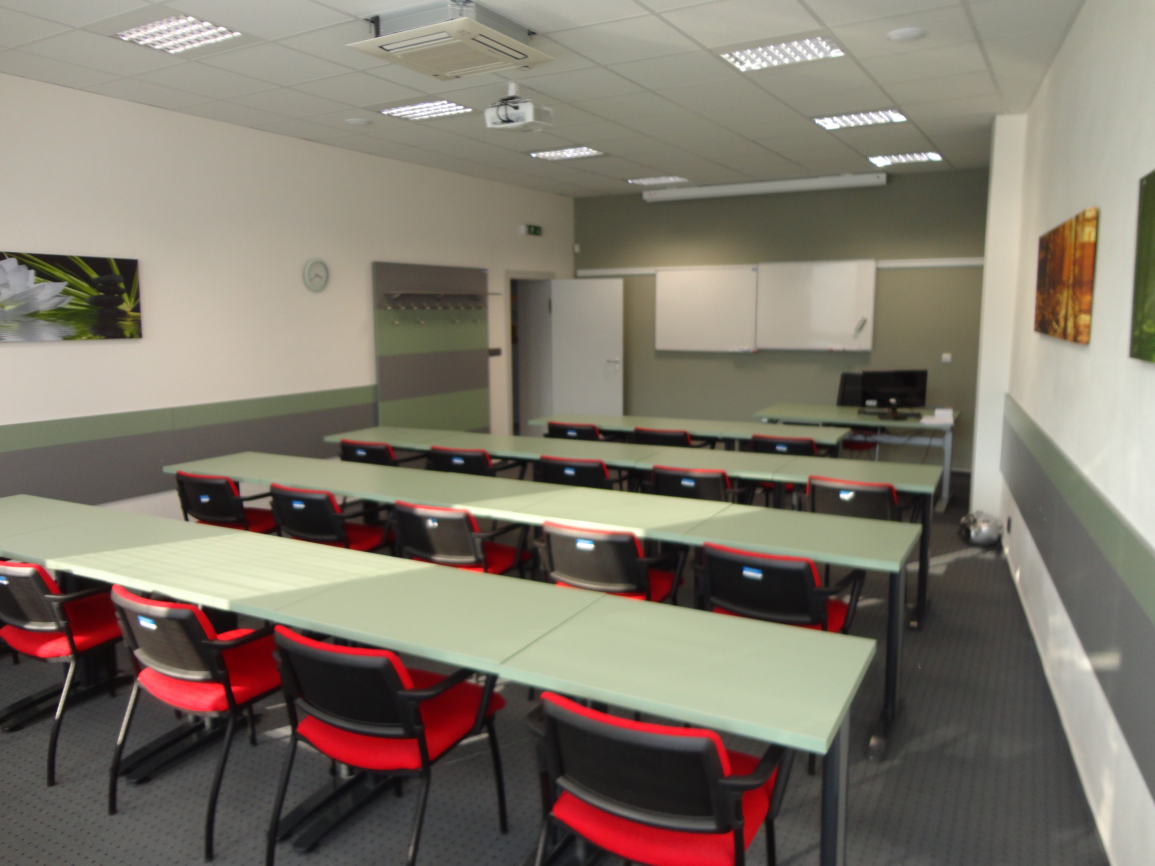 FAKTUM - JAZYKOVÉ A VZDĚLÁVACÍ CENTRUM foto 3