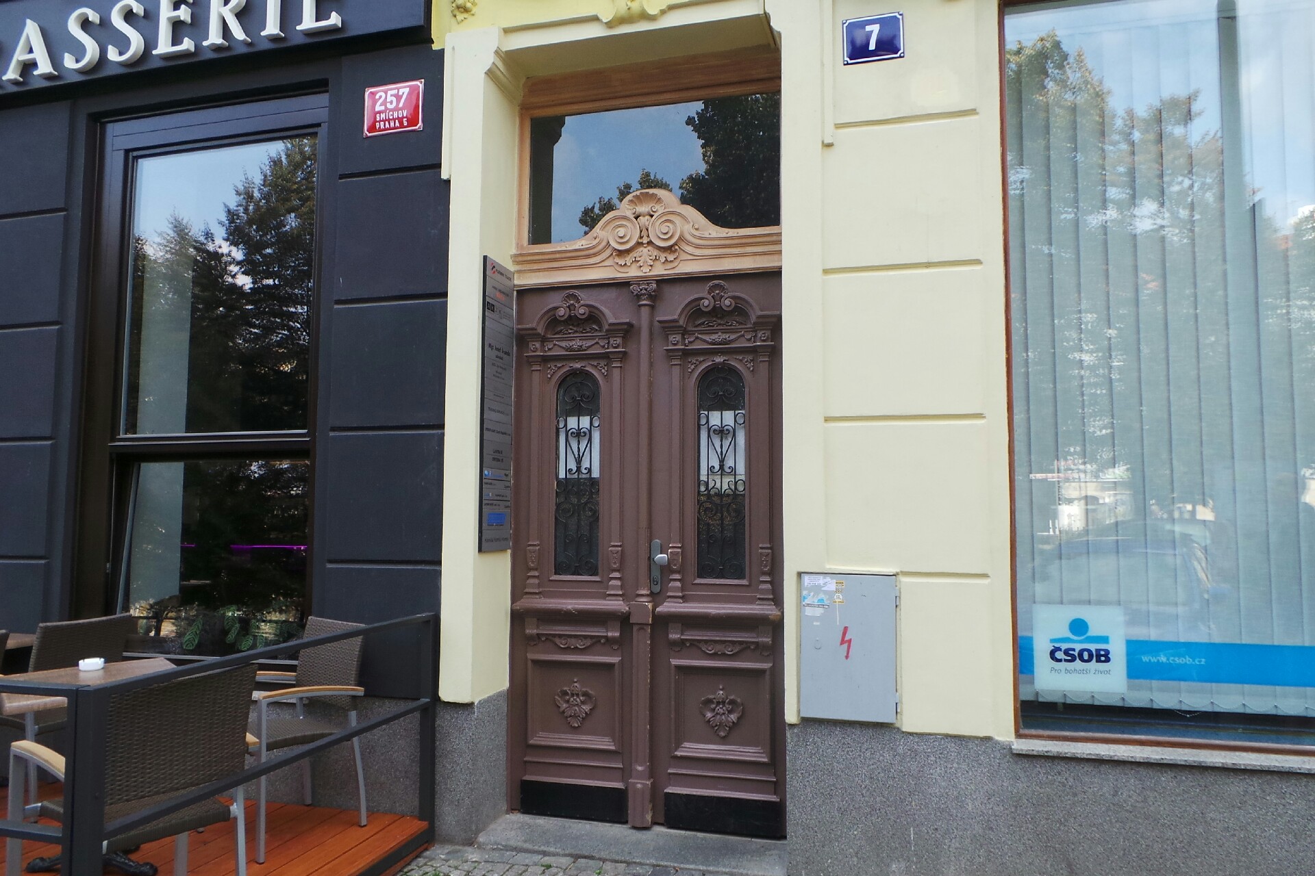 Ostrý & Co. Real Estate, s.r.o.