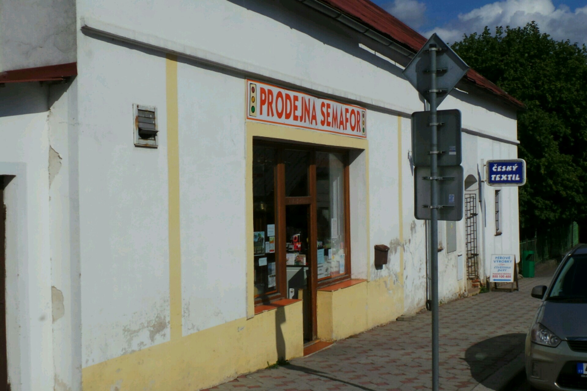 Čistírna peří Mareš