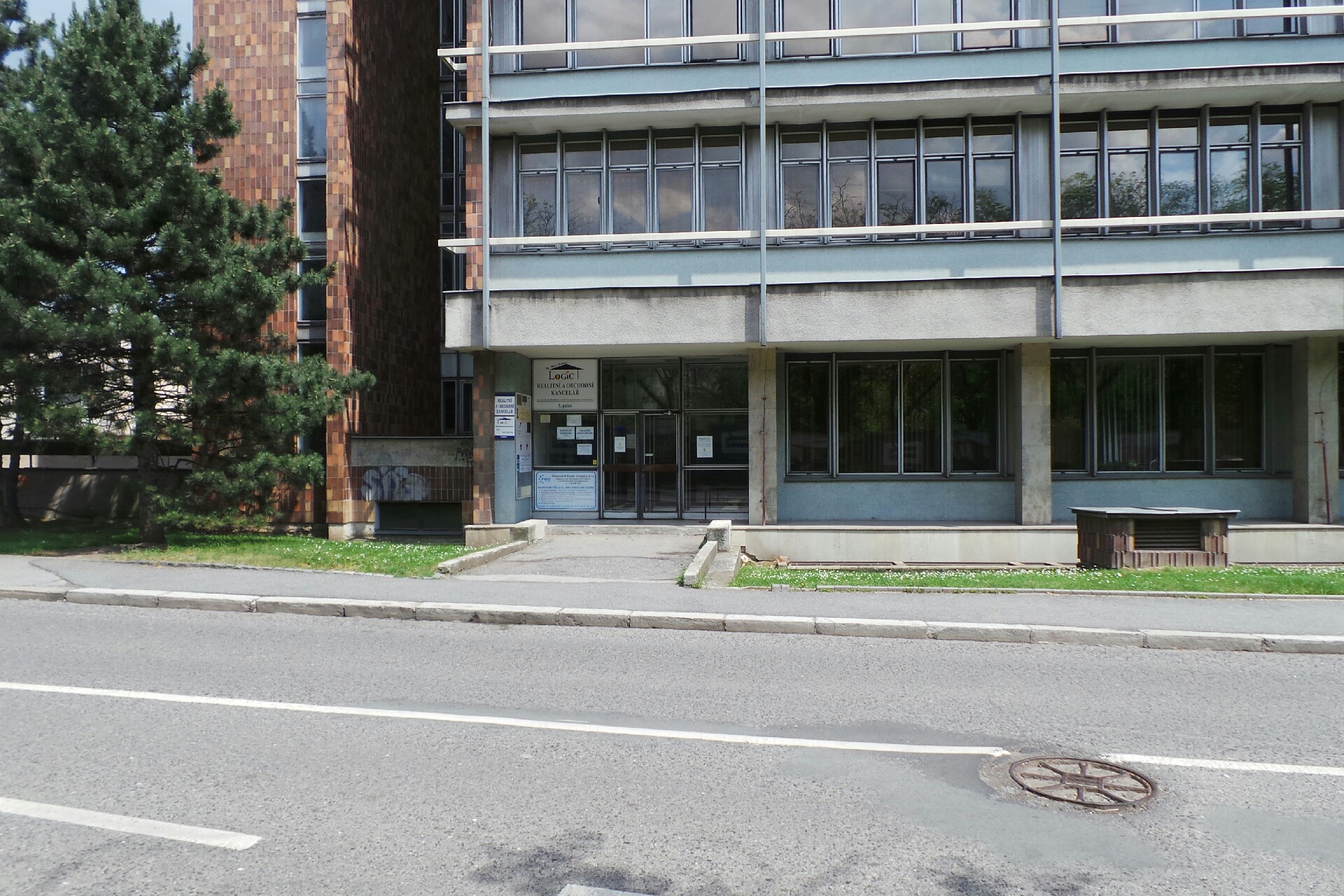 Mgr. Jiří Špot - právní služby foto 2