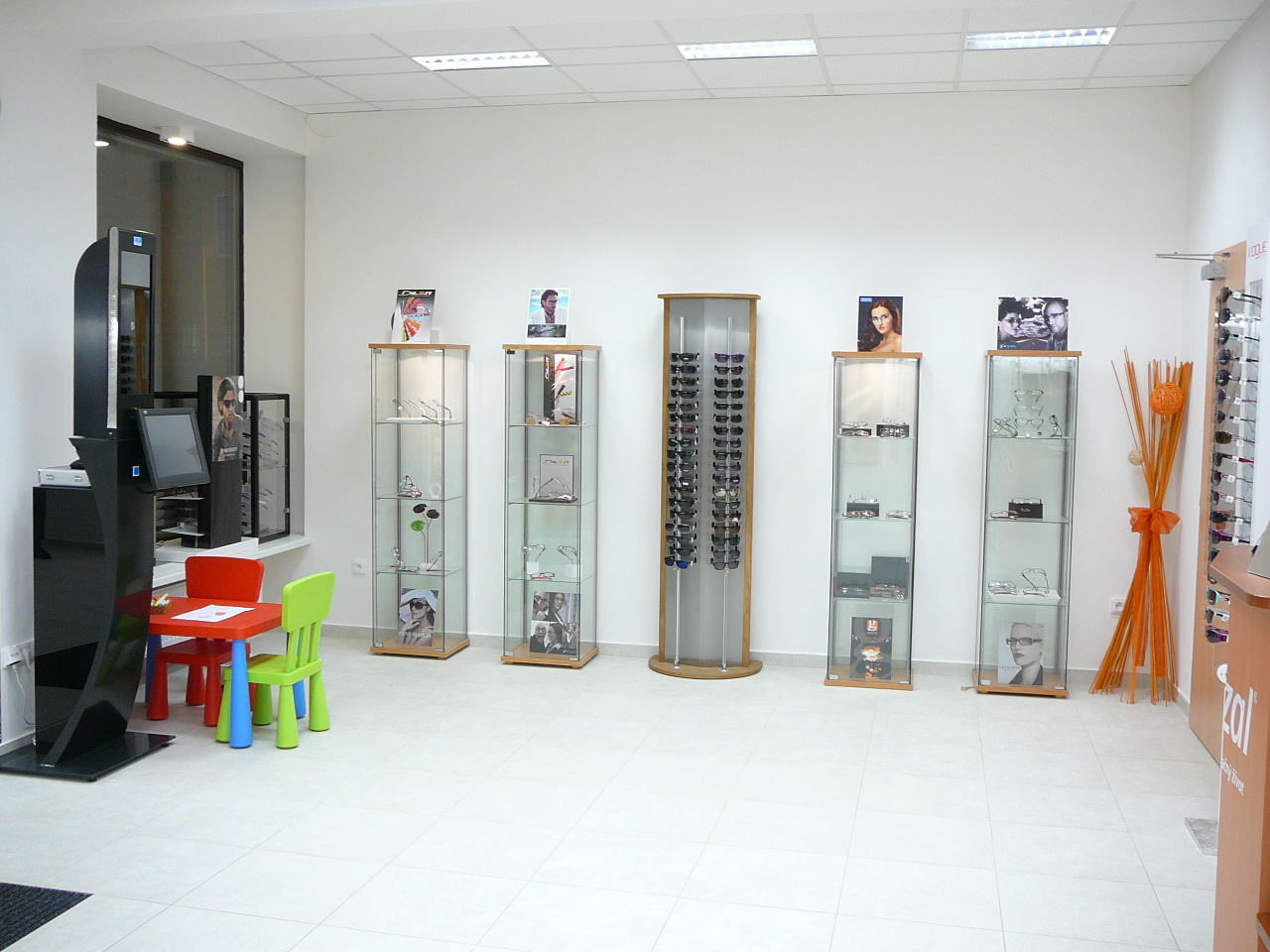 Oční optika Optomedic DD s.r.o. foto 3