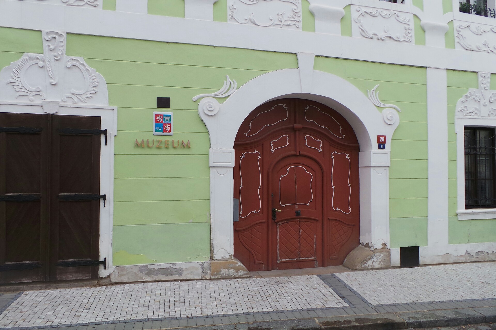 Knihovna Oblastního muzea v Lounech