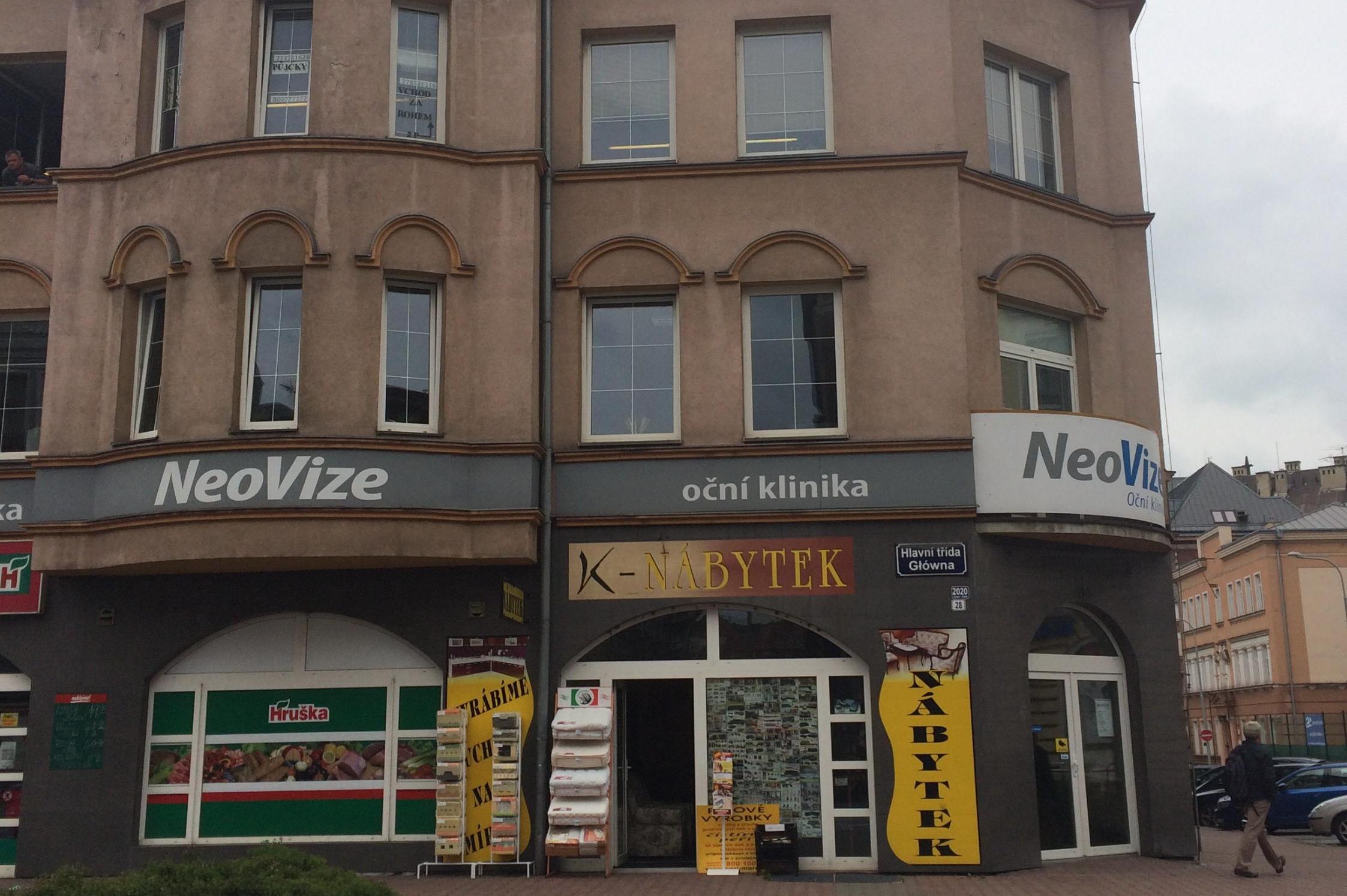 Půjčka Těšín - Ivana Karpetová foto 1