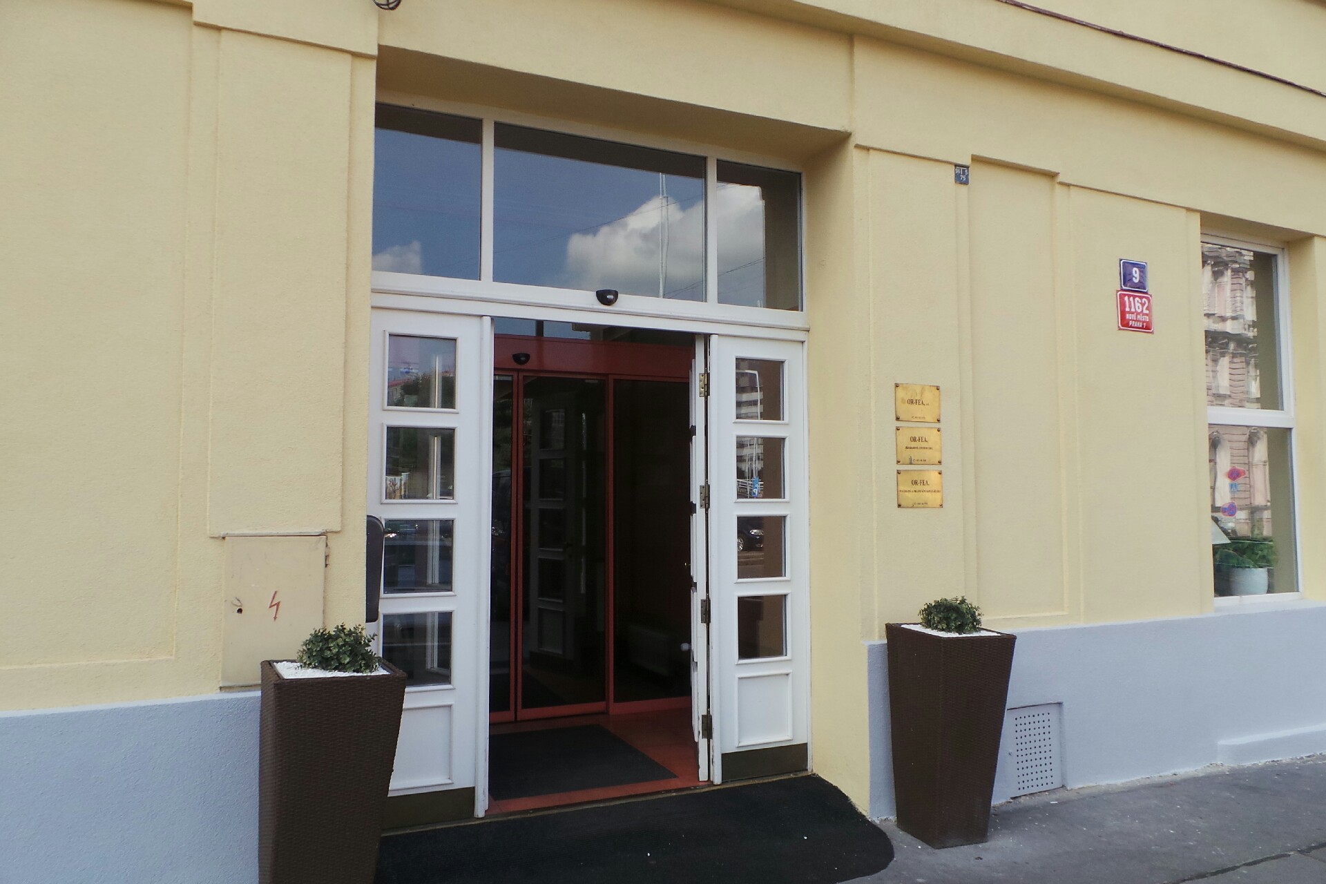 or - fea, festivalová a organizační kancelář, s.r.o.