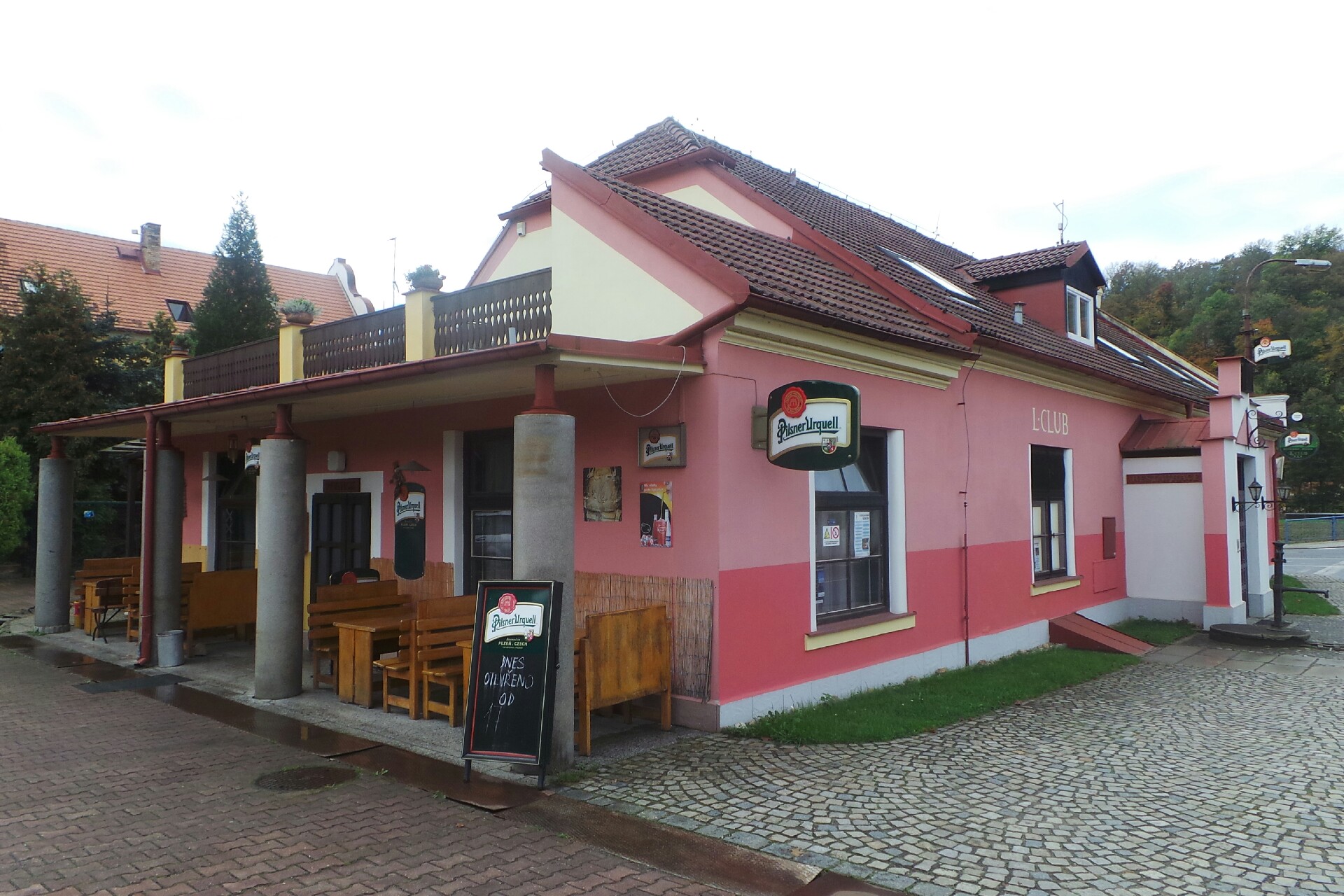 Restaurant-Pension L-Club