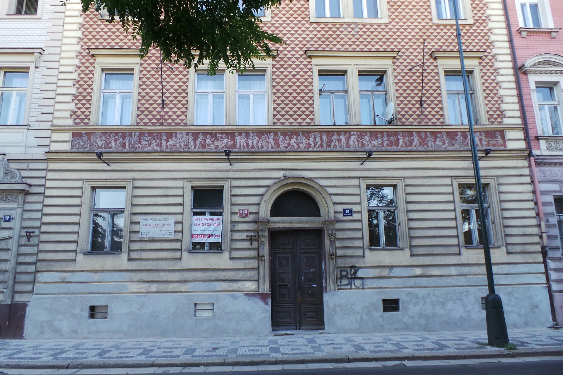 Adam Rujbr Architects, s.r.o.