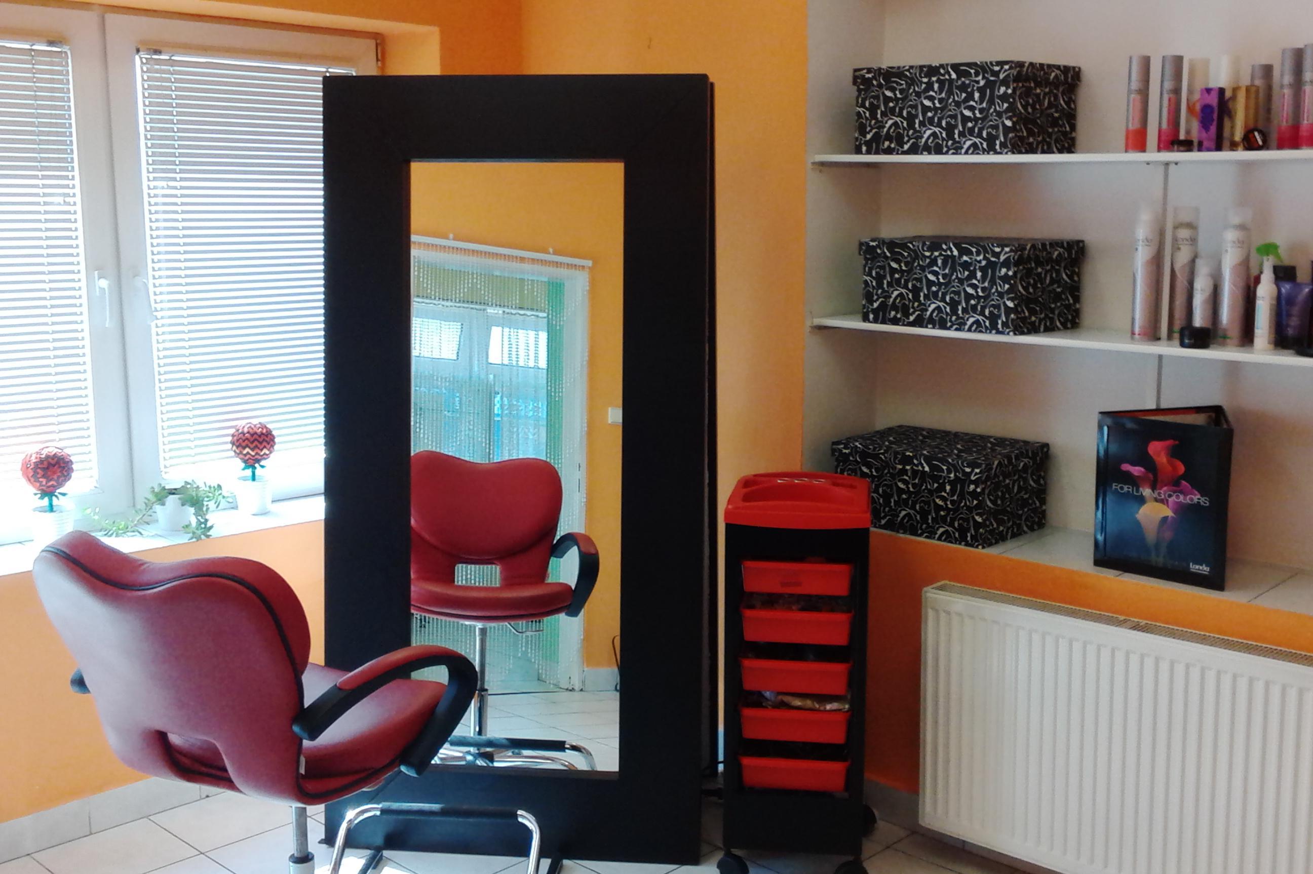 Dámské kadeřnictví Oksana foto 1