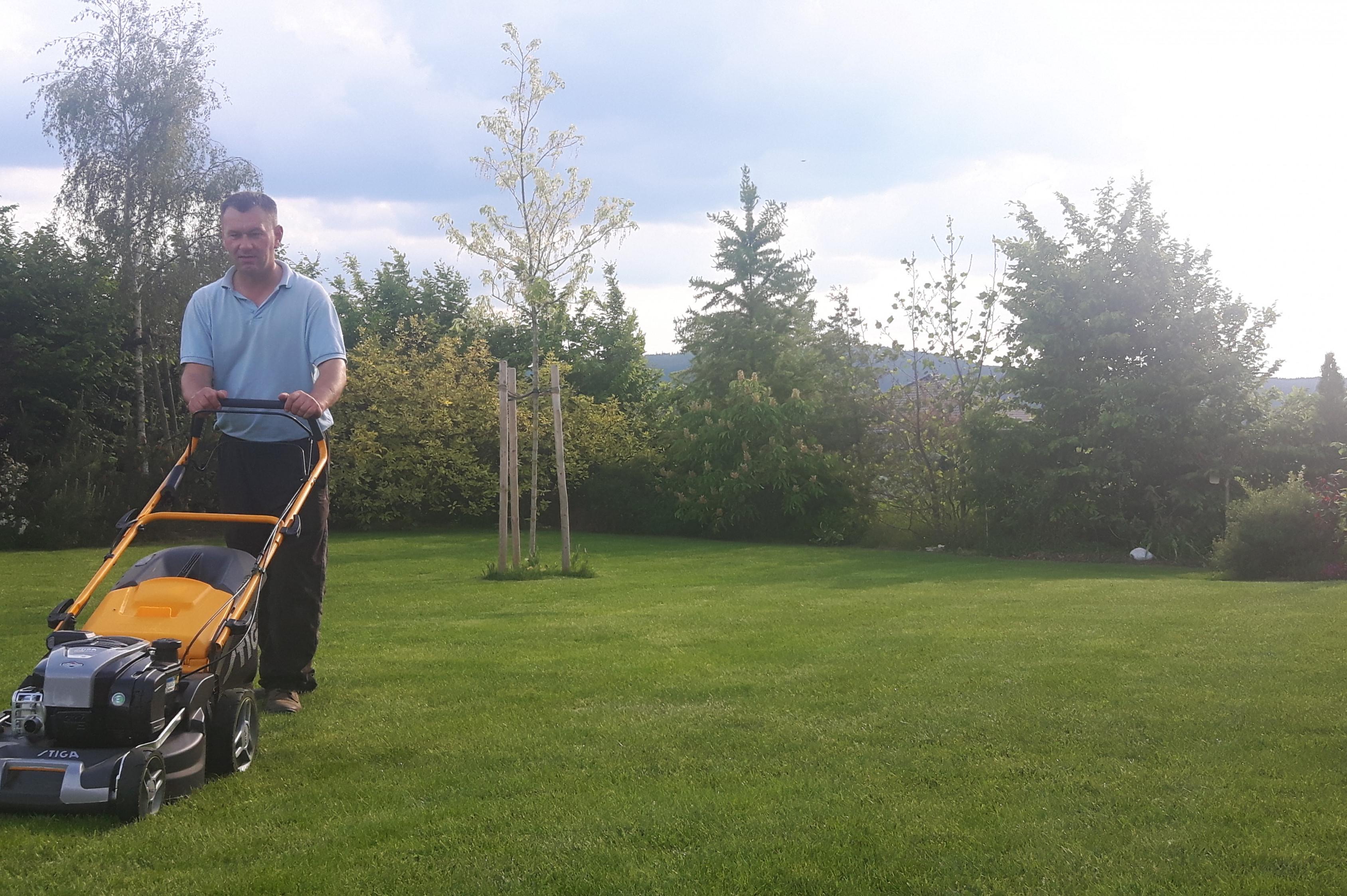 Zdeněk Červený - Údržba zahrad