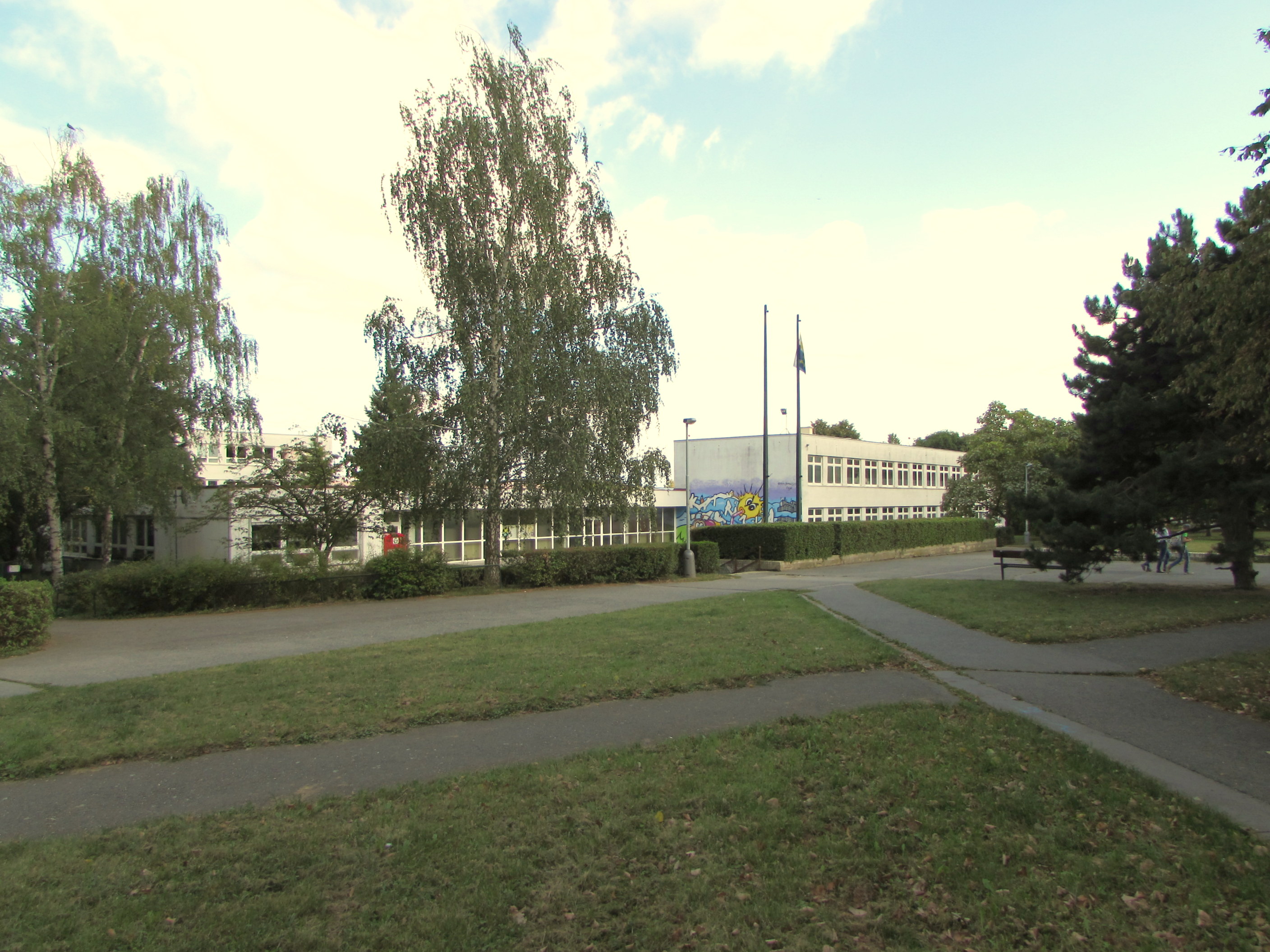 Základní škola, Praha 4, Ke Kateřinkám 1400 foto 2