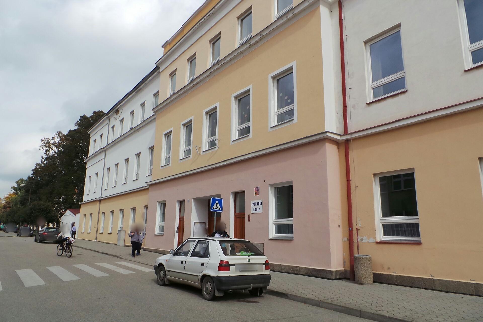 ZŠ Soběslav, Komenského