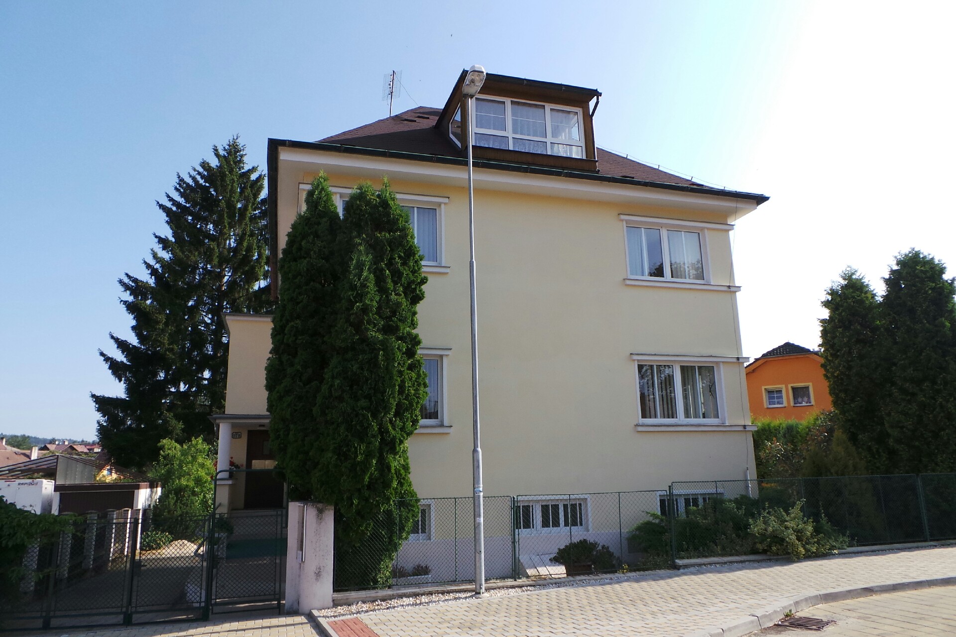 MUDr. Marie Emmichová