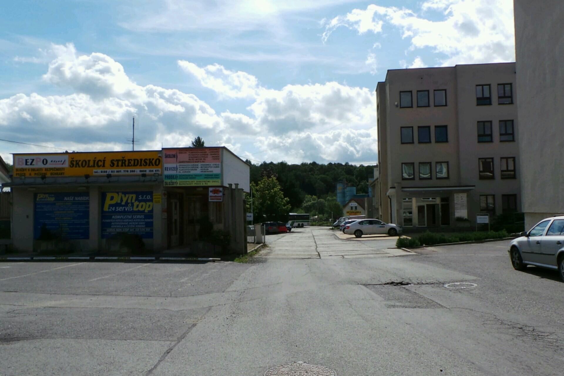 Autoškola Pod Vavřincem, spol. s r.o.