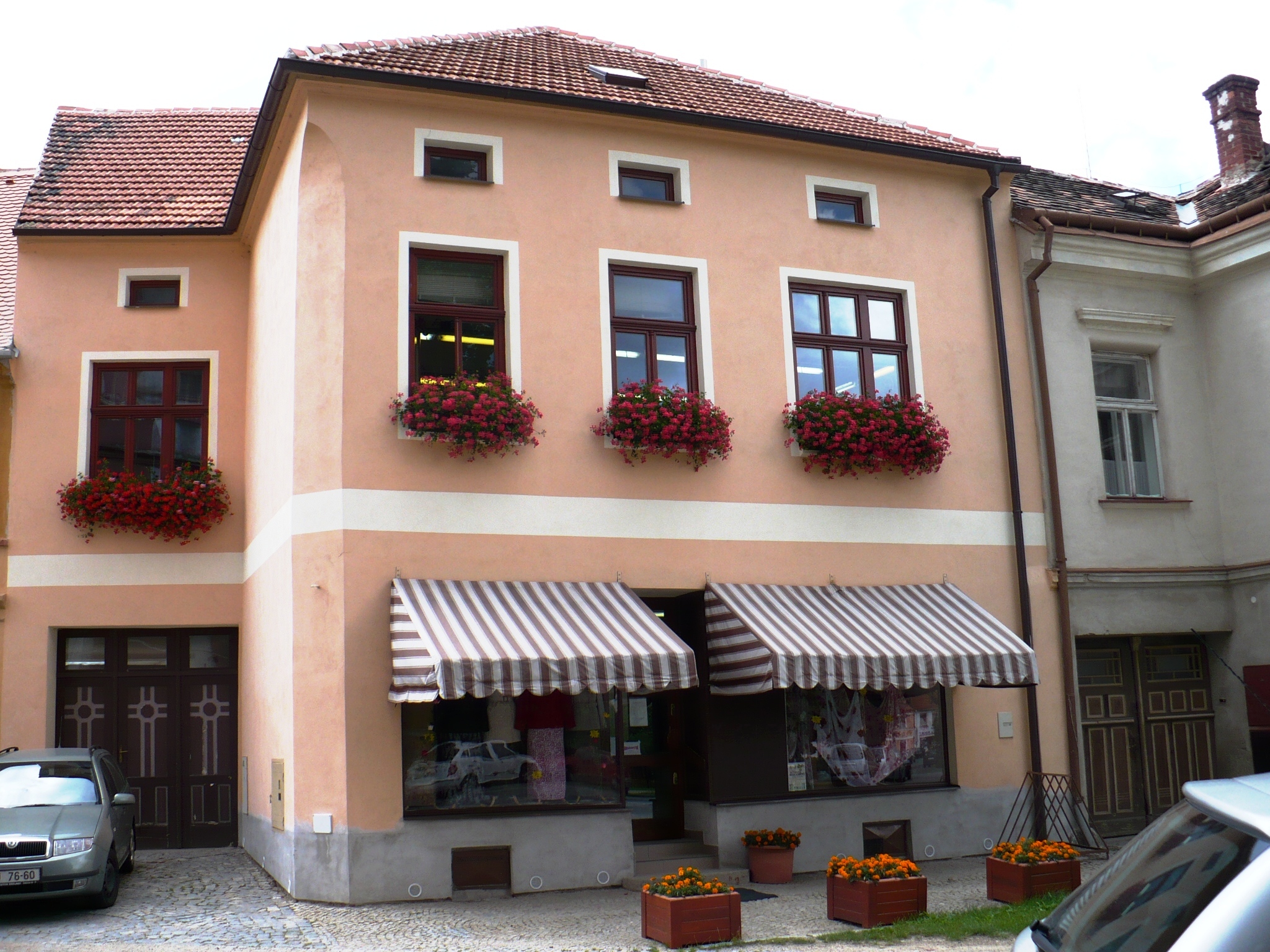 Vlastimil Žákovský-nadměrné oděvy foto 2