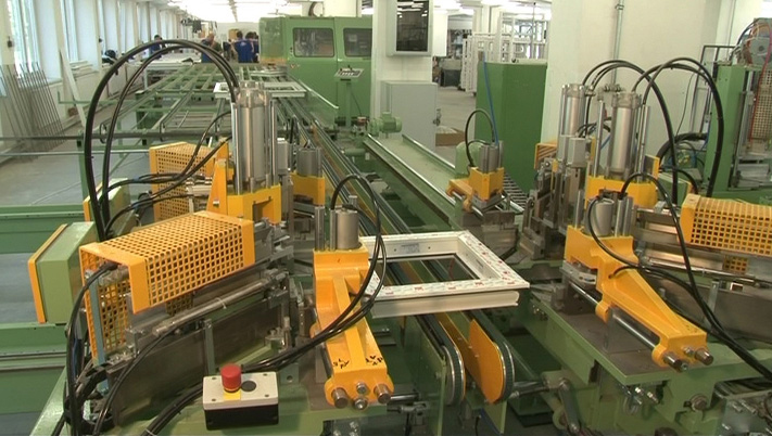 SVĚT OKEN - plastová okna a dveře