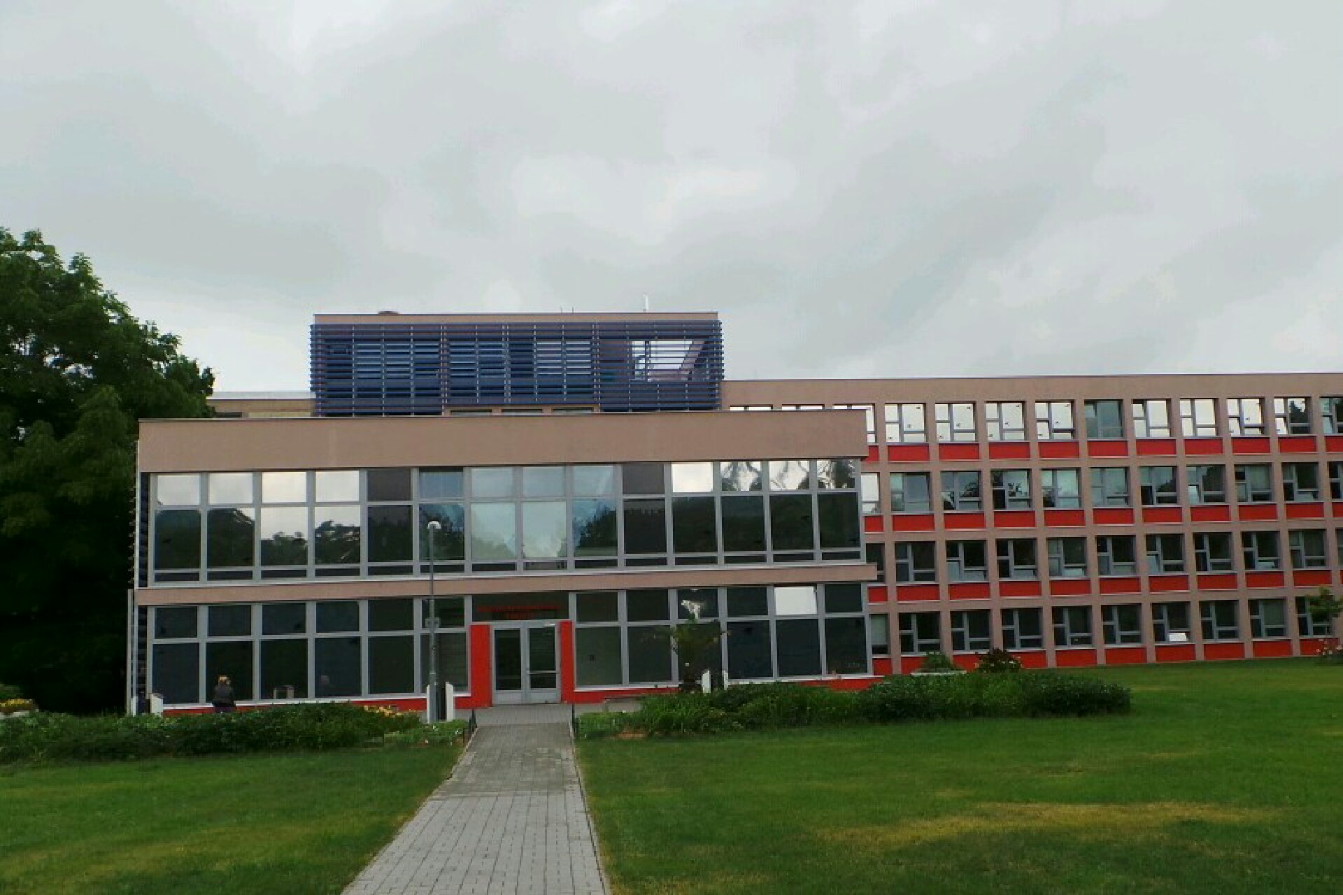 ČZU - Katedra ekonomických teorií Provozně ekonomické fakulty