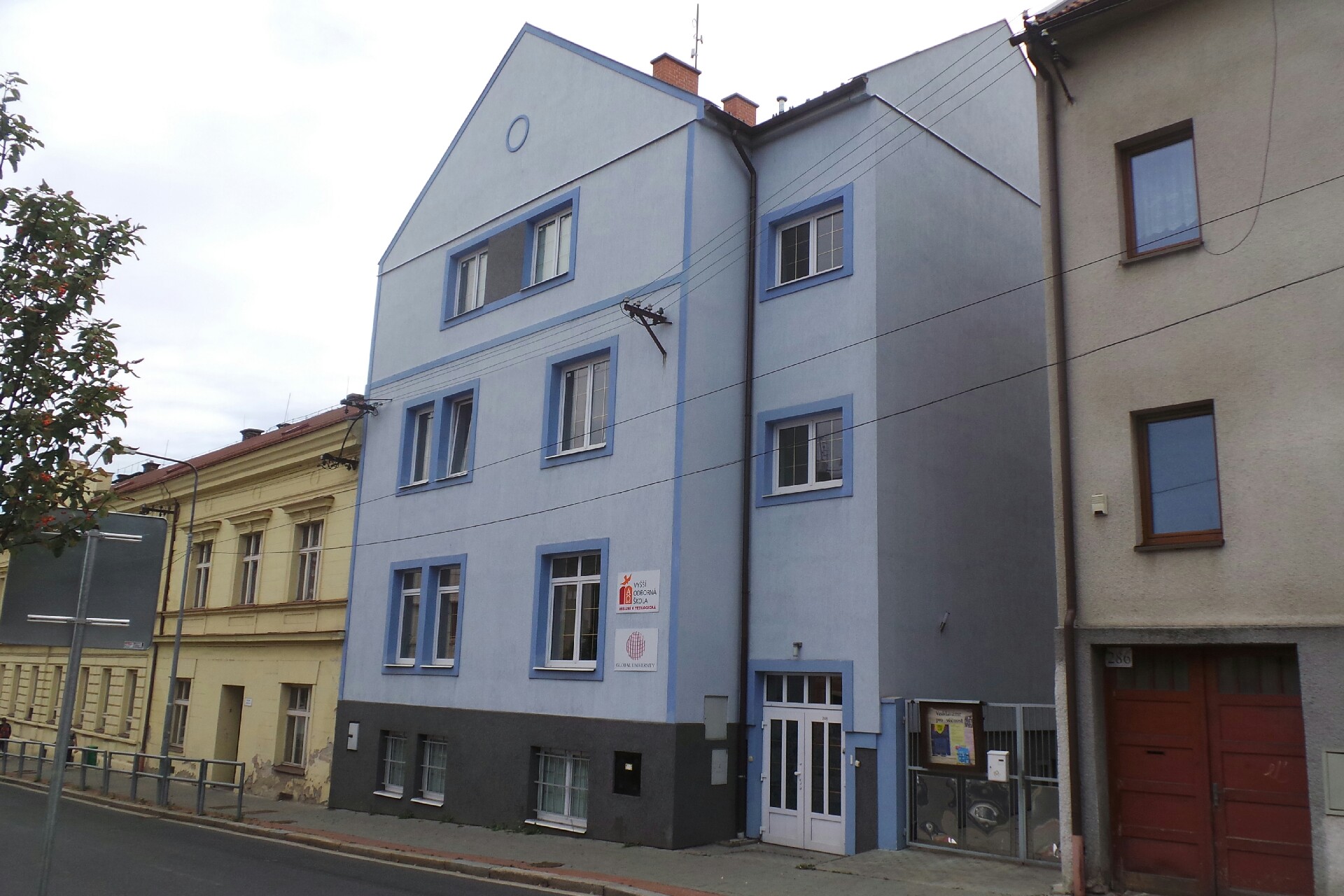 Institut letničních studií