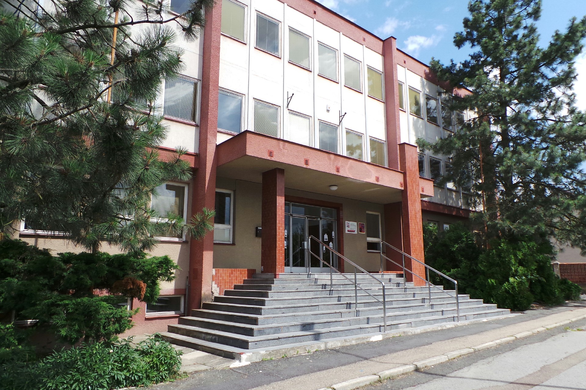 ZŠ Vlašim, Březinská