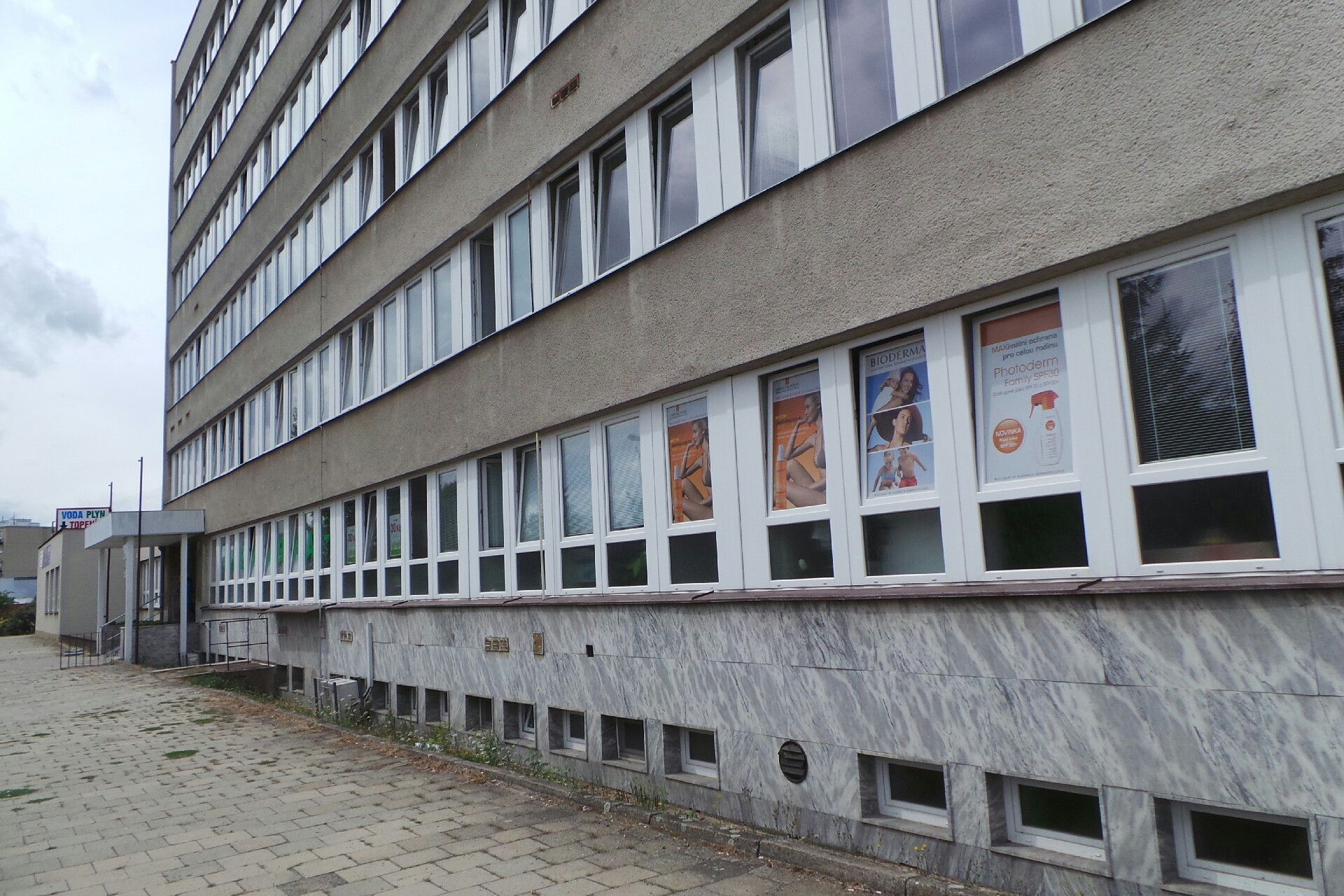 Pedikúra, manikúra - Straková