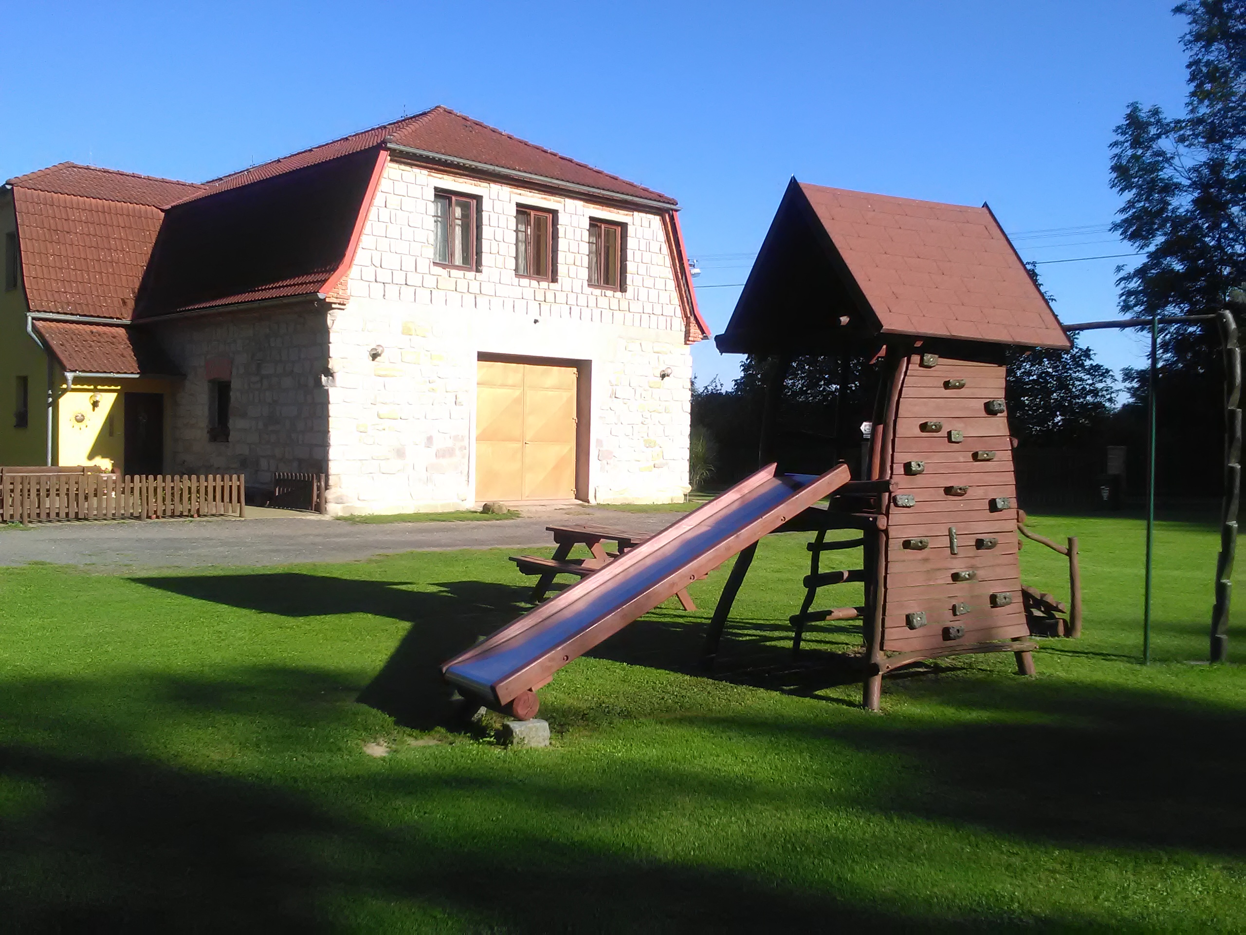 Ubytování Hrubá Skála 47