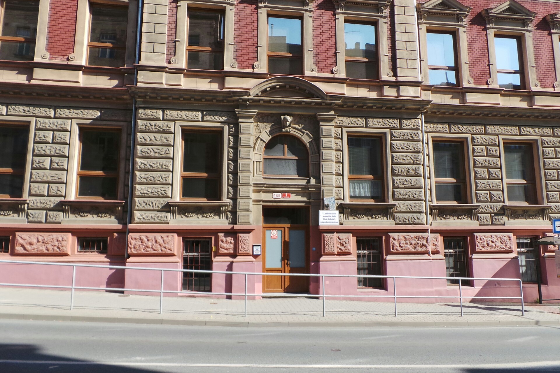 17. ZŠ a MŠ Plzeň