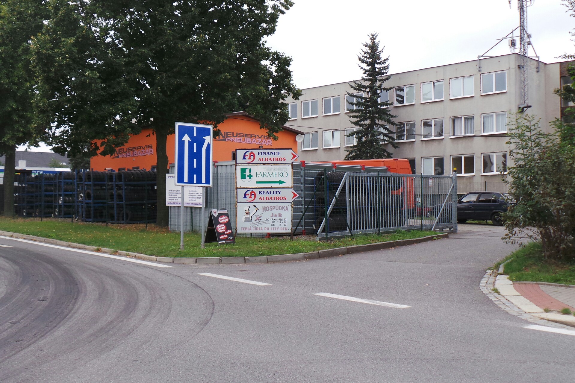 Kamil Hink - pneuservis