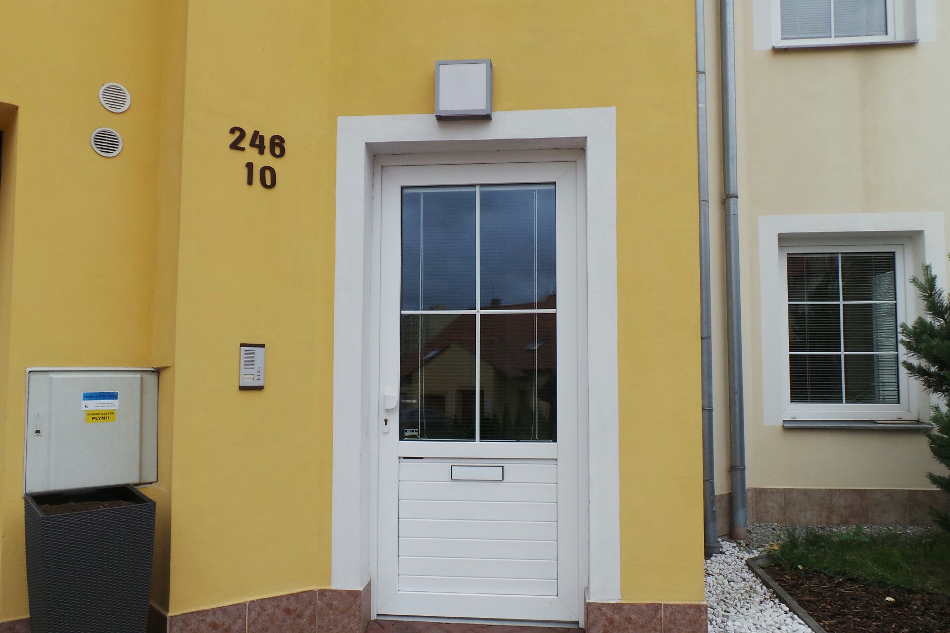 Sharp Vision, s.r.o.