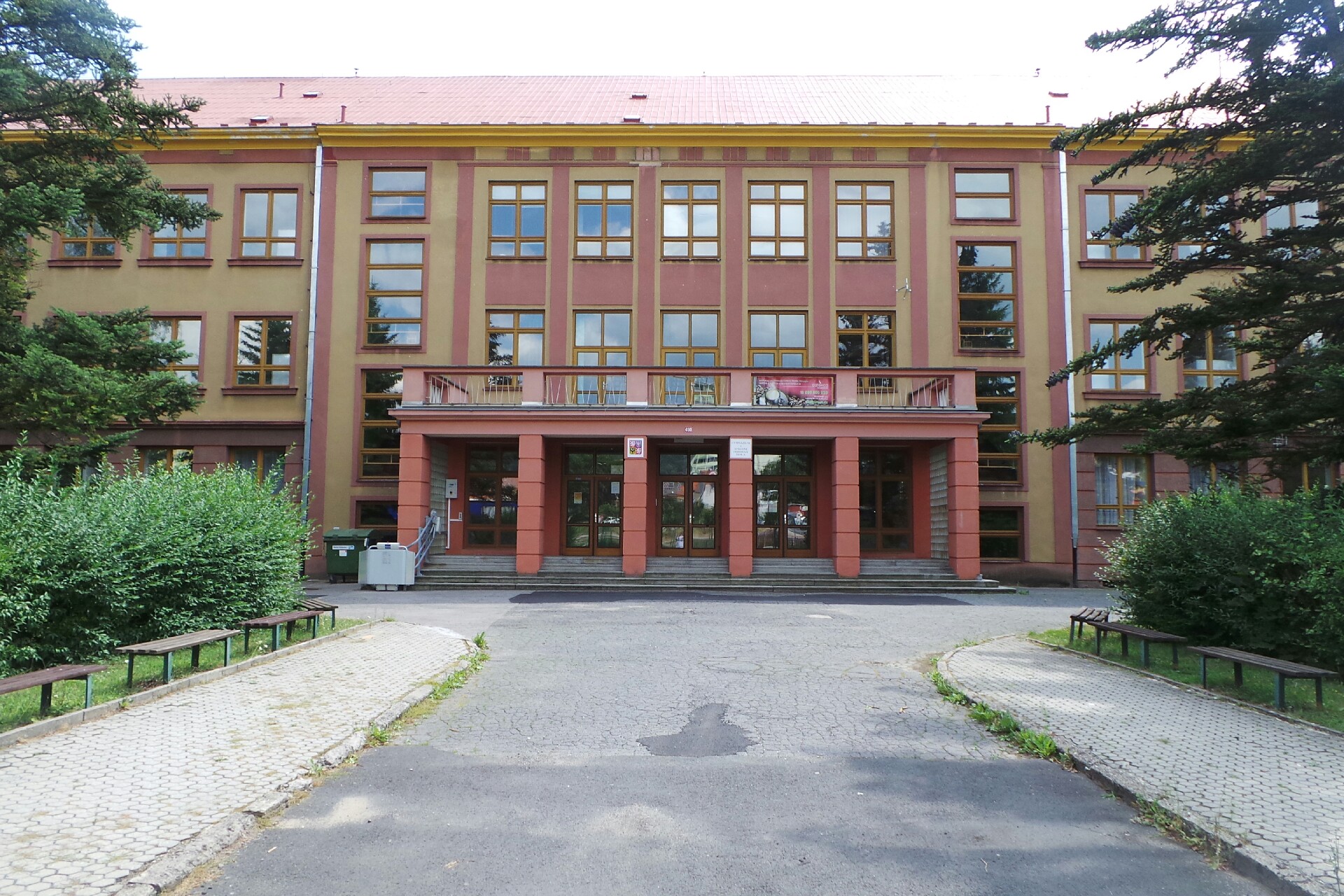 Jazykové kurzy - Gymnázium a SOŠ, Klášterec nad Ohří