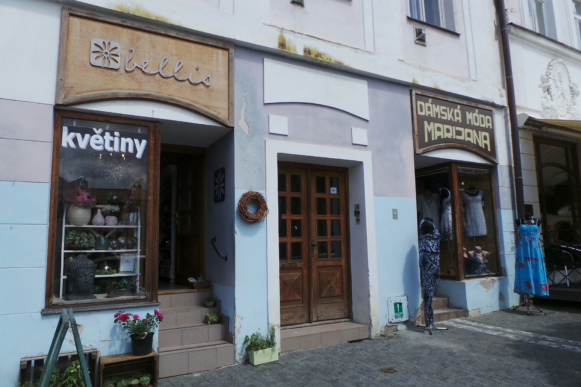 Veronika Homolková – Parfumerie Chic foto 2