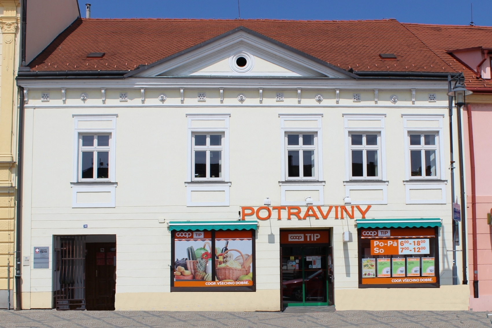 Supermarket COOP TIP