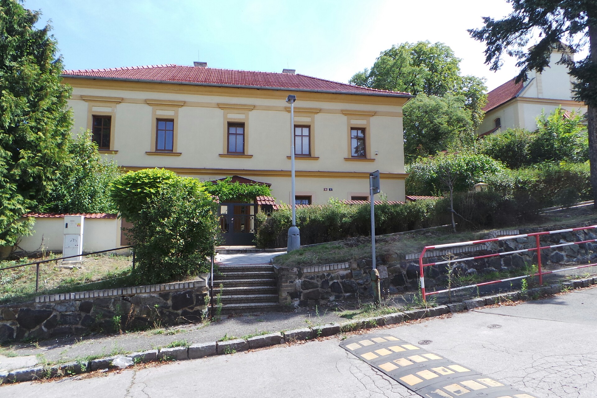 Římskokatolická farnost u kostela Nanebevzetí Panny Marie Praha - Modřany