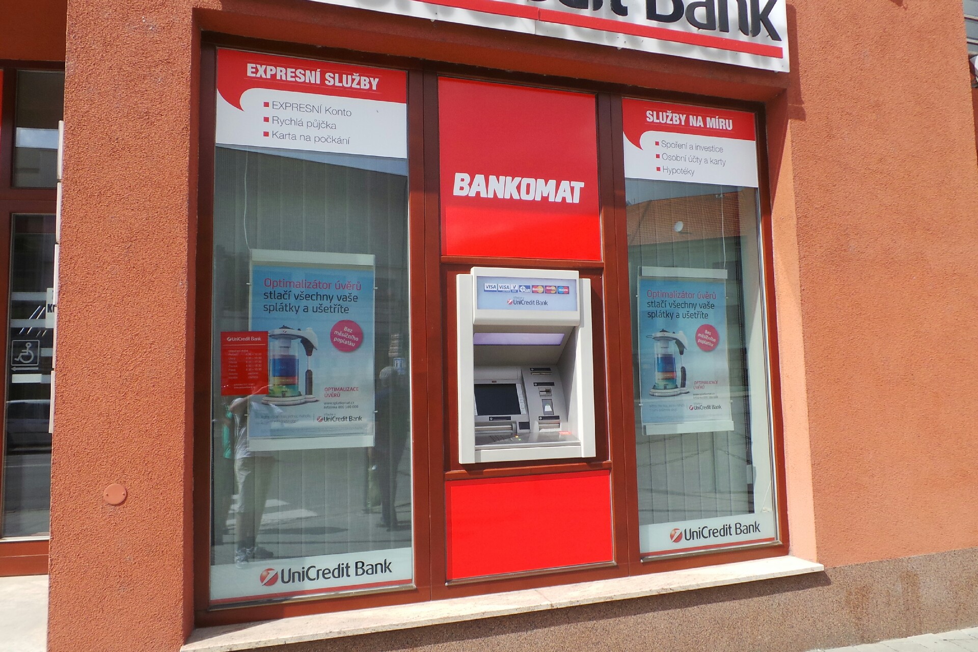 Bankomat UniCredit Bank Czech Republic