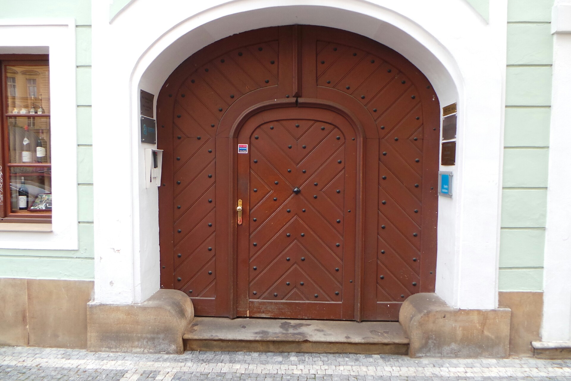 Equity Solutions s.r.o.